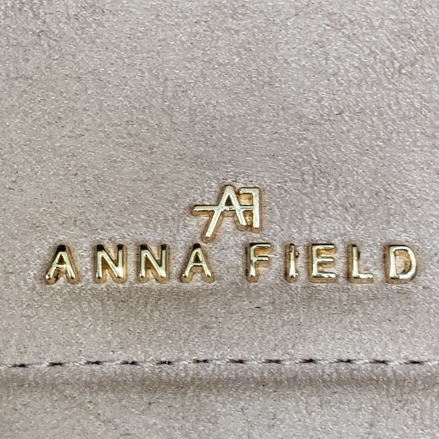 Anna Field