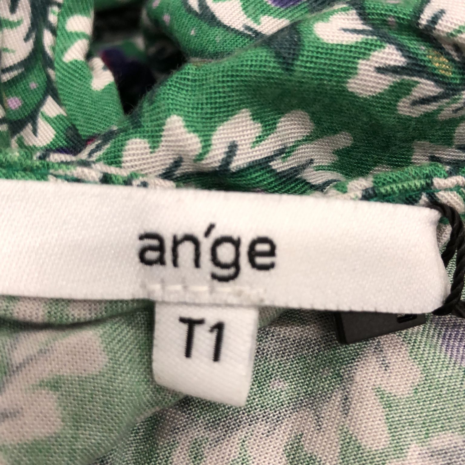 Anǵe