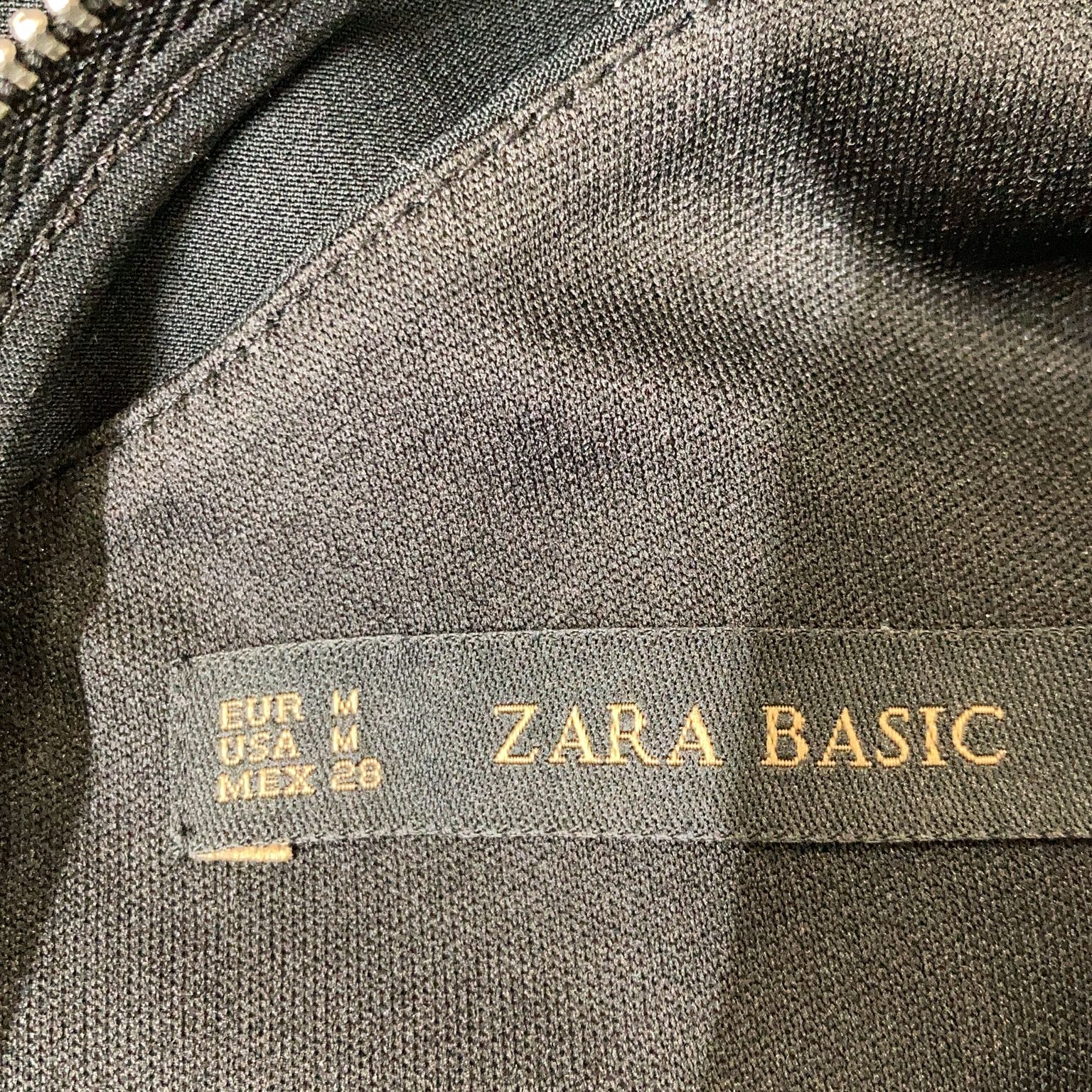 Zara Basic