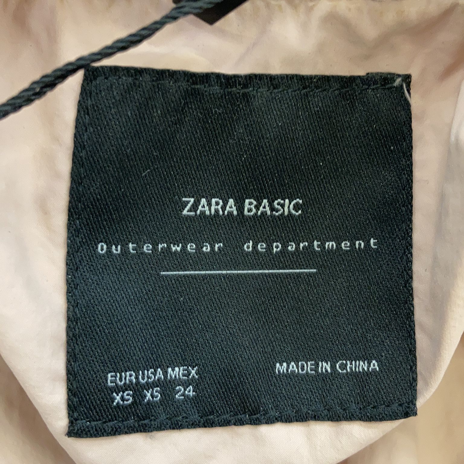 Zara Basic