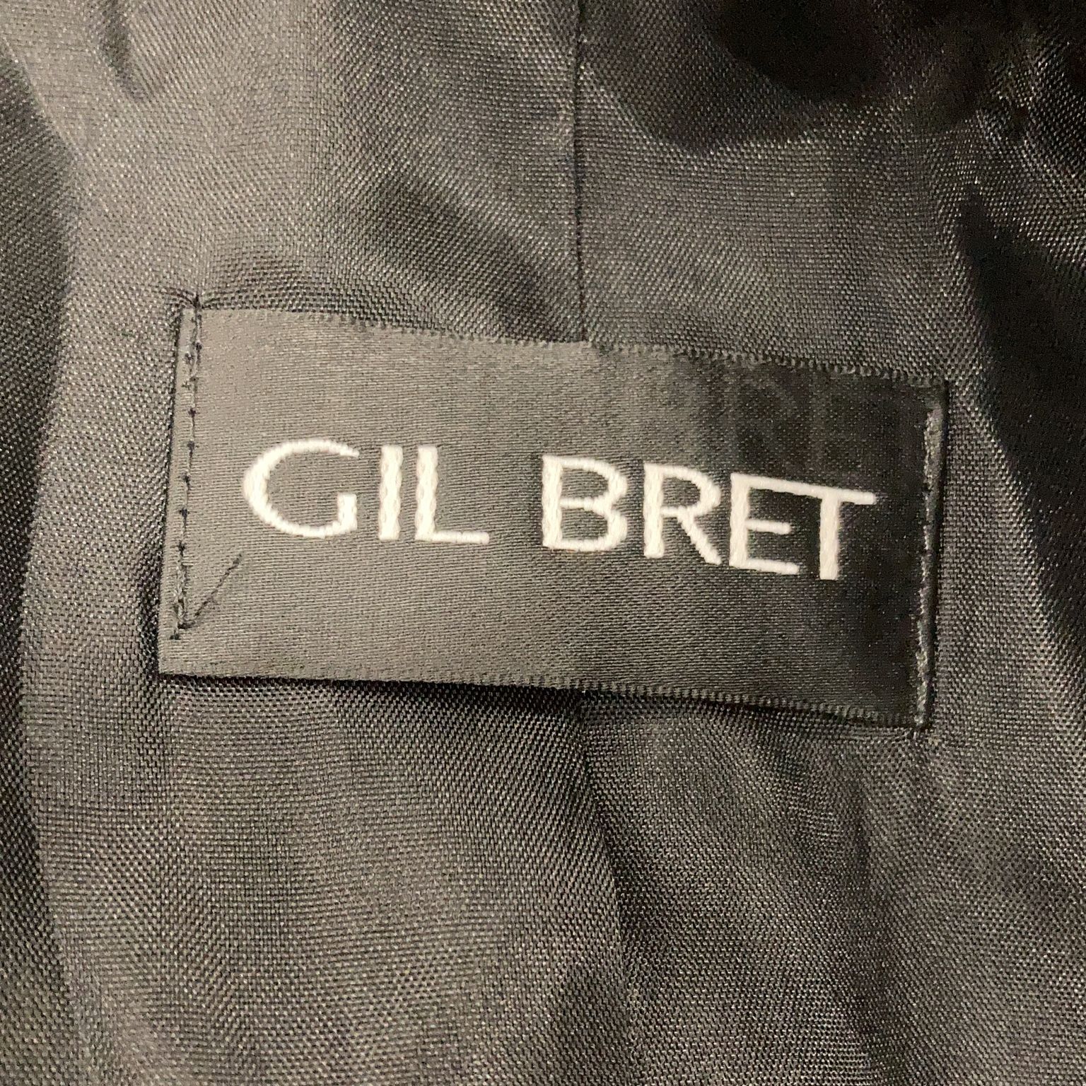 Gil Bret