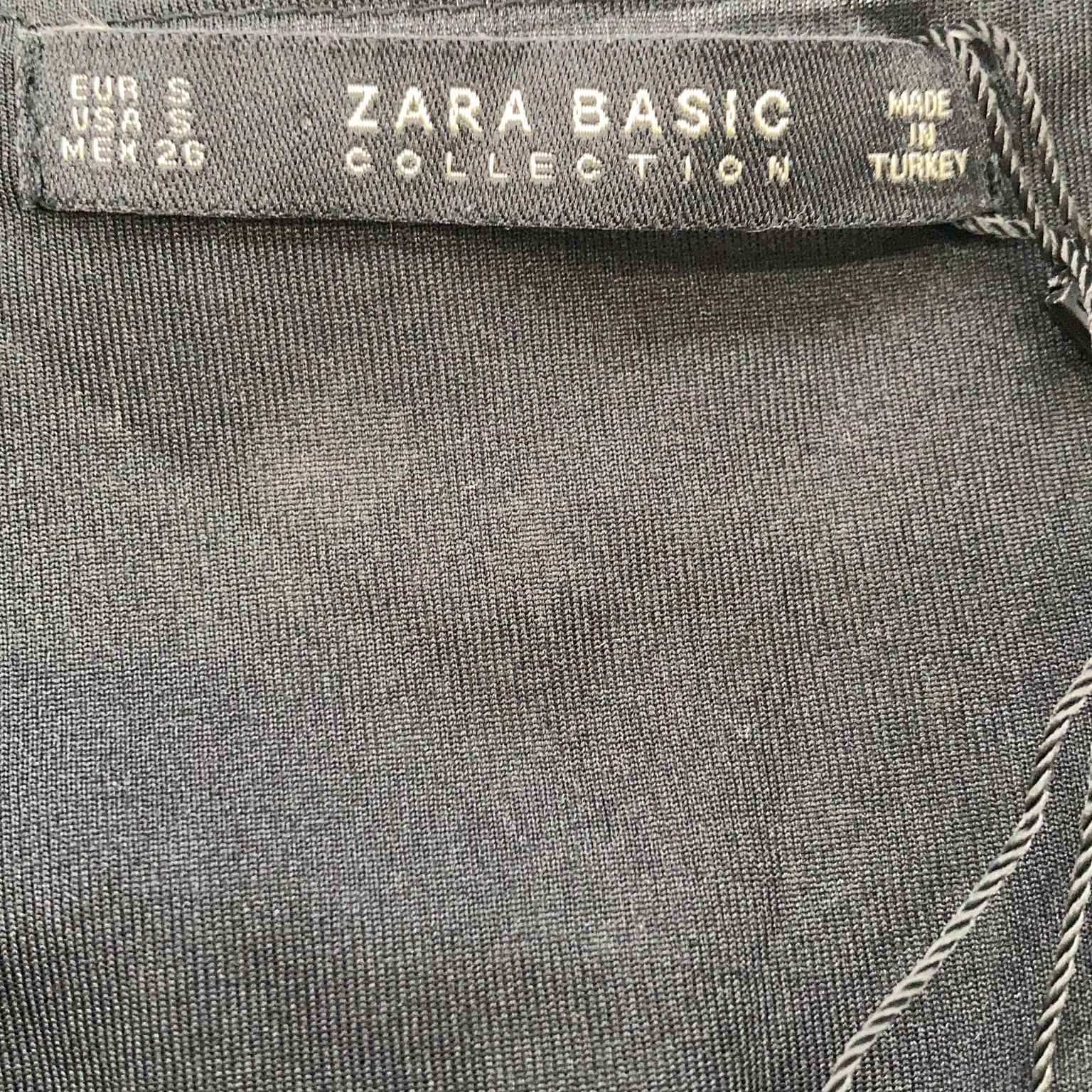 Zara Basic