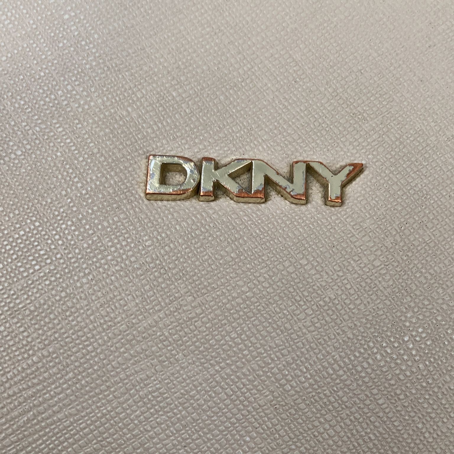 DKNY