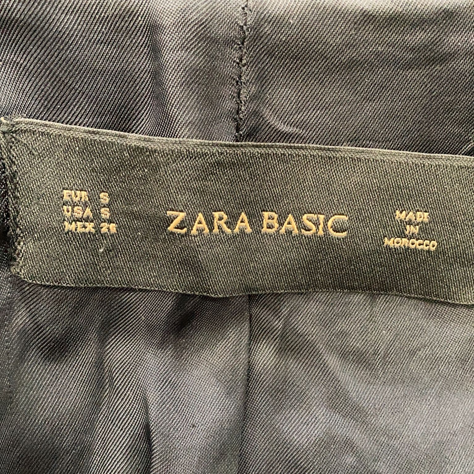 Zara Basic