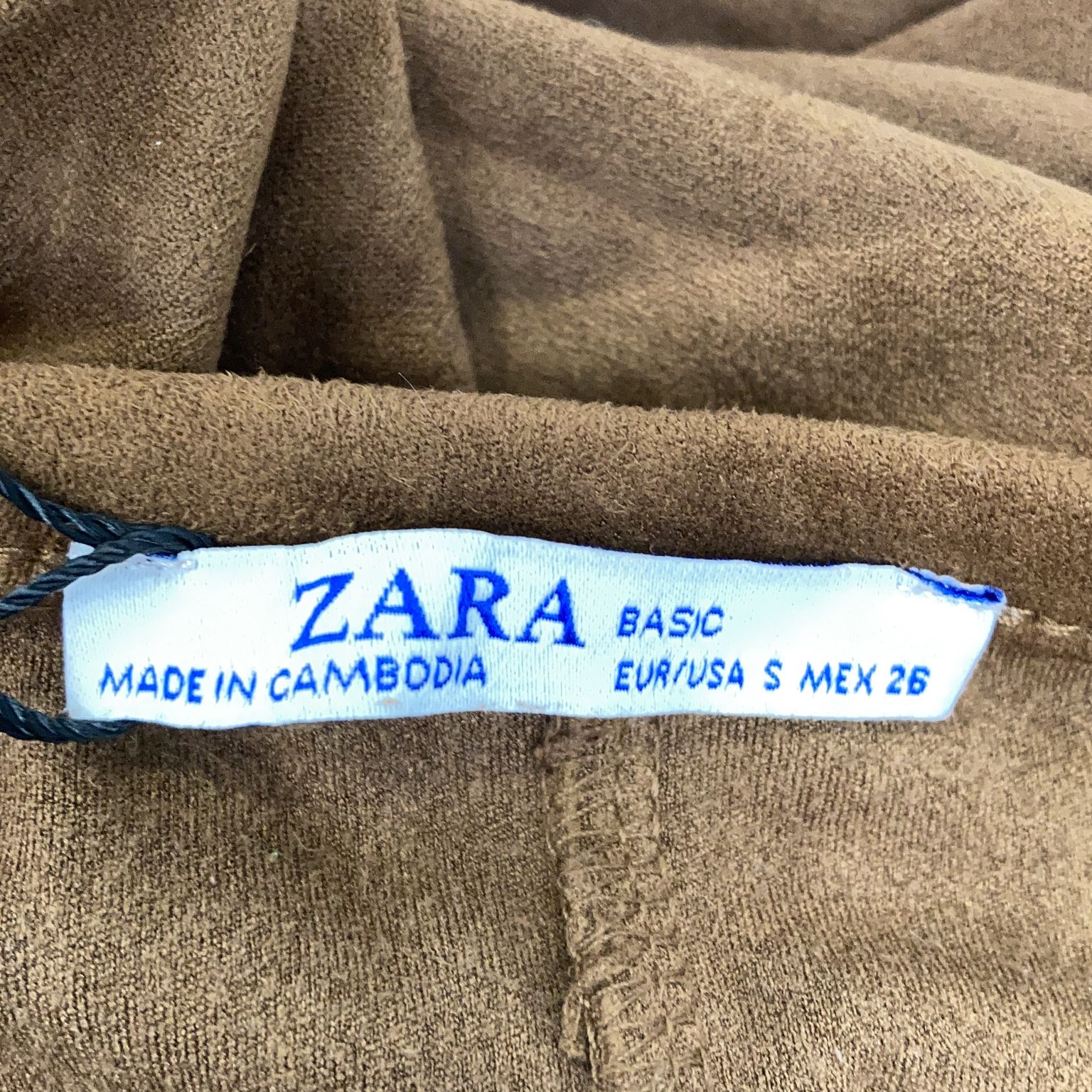 Zara Basic