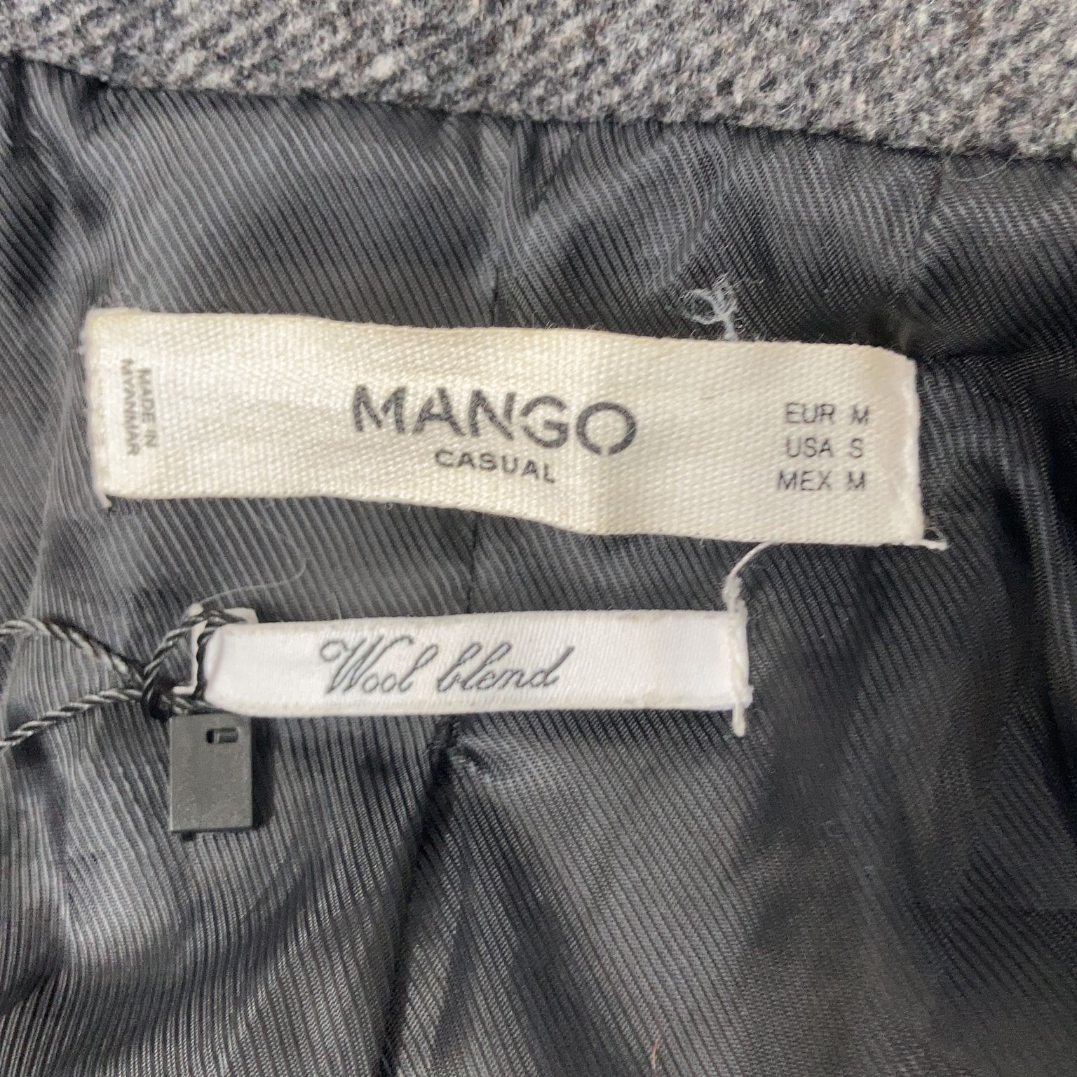 Mango Casual