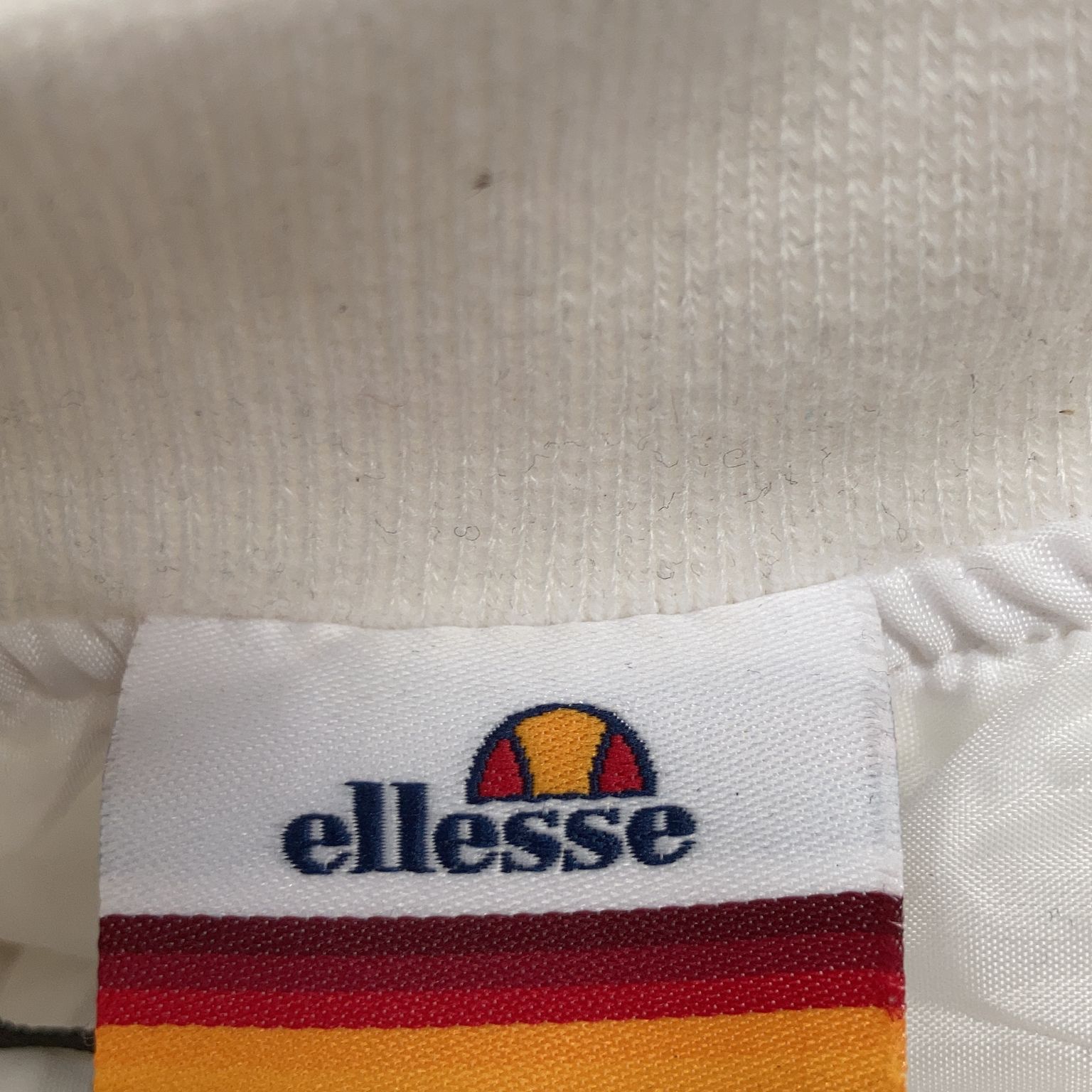 Ellesse