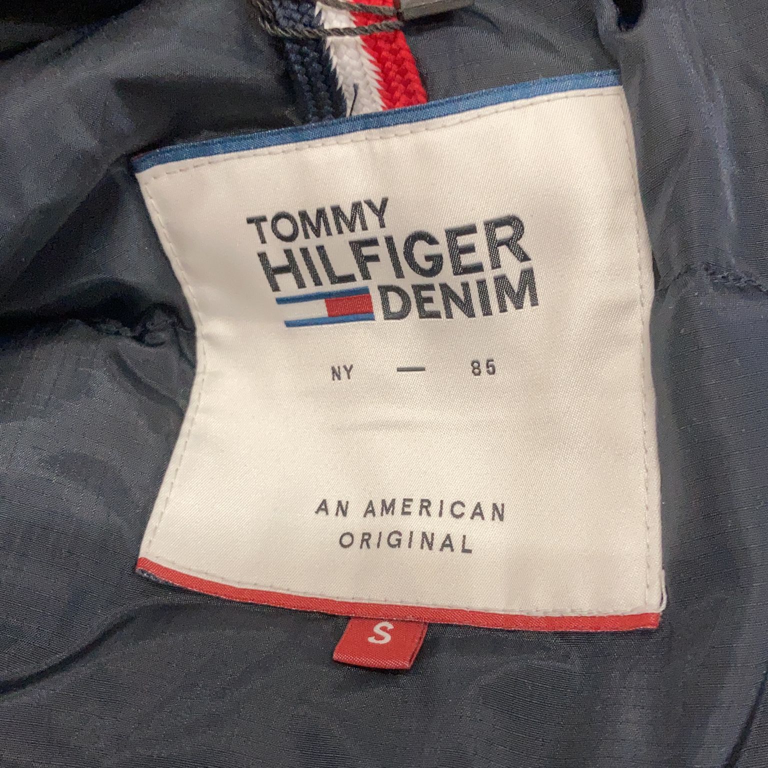 Tommy Hilfiger