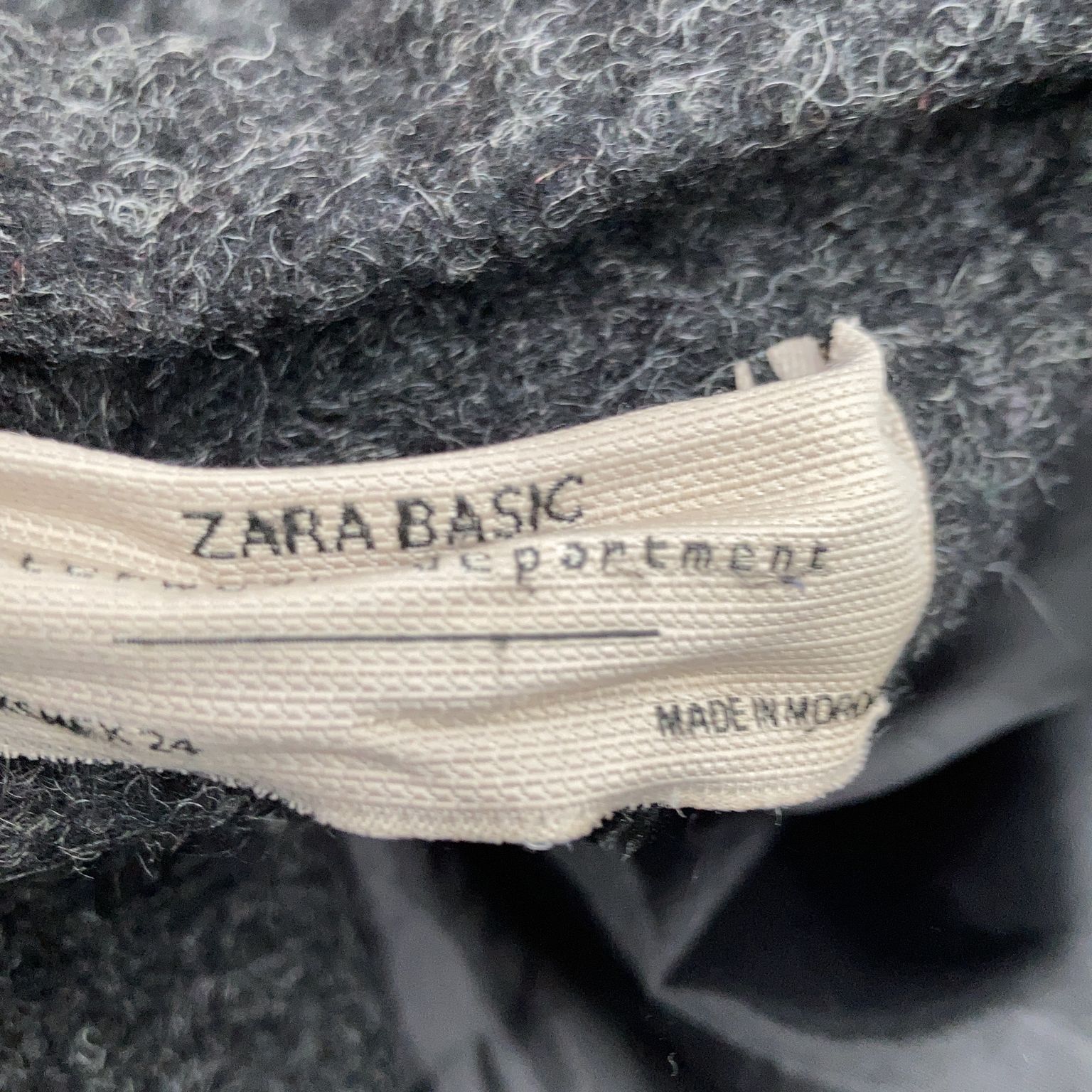 Zara Basic