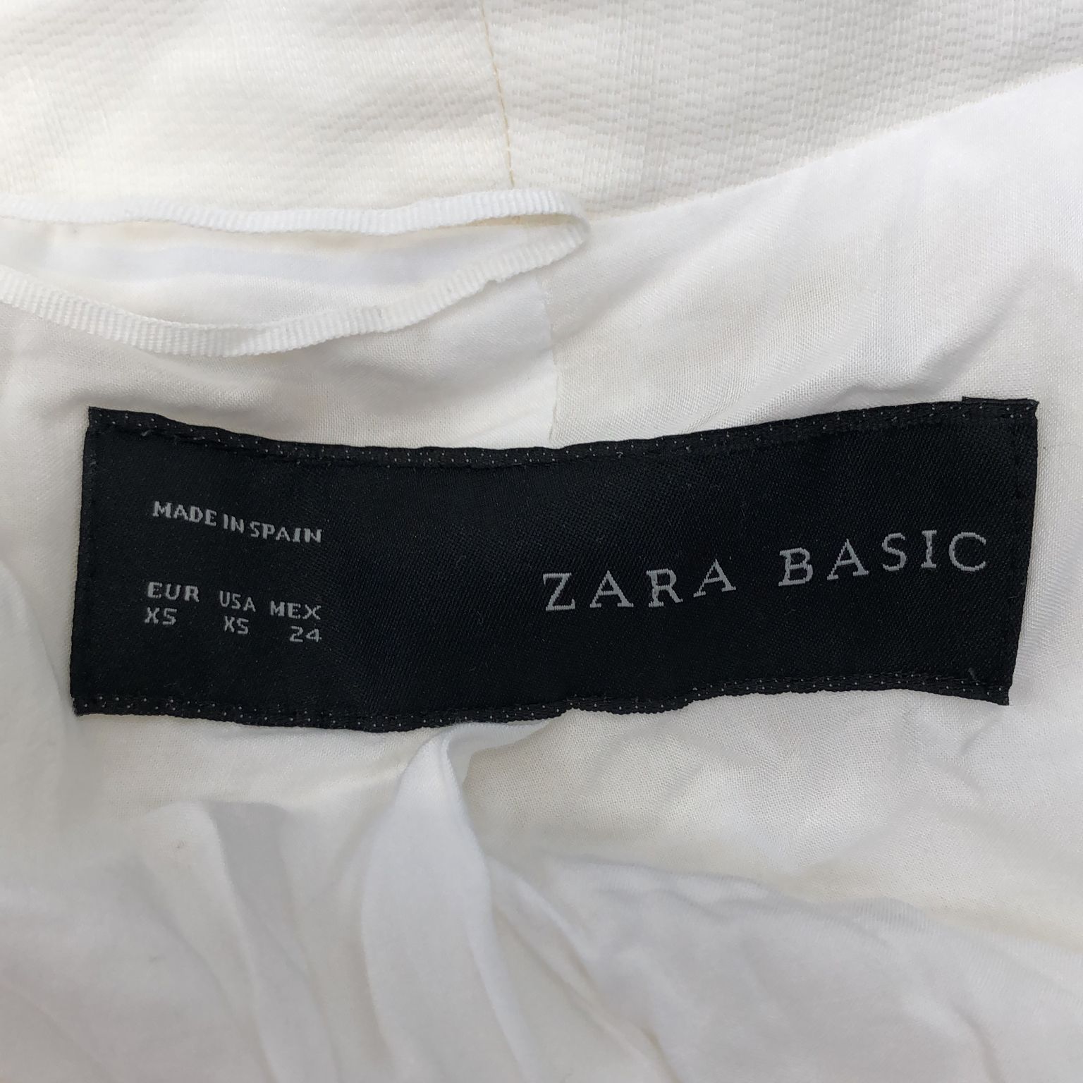 Zara Basic