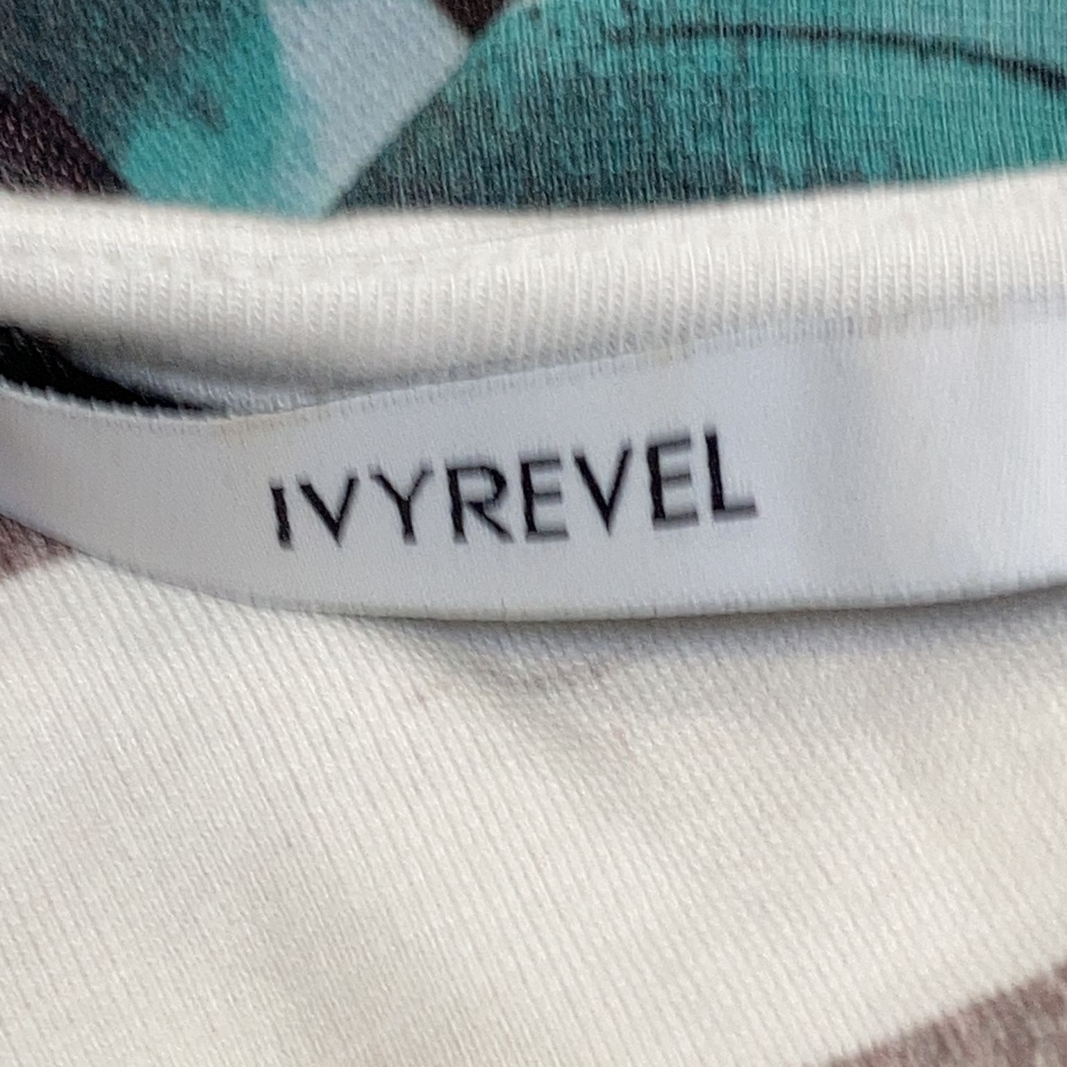 Ivyrevel