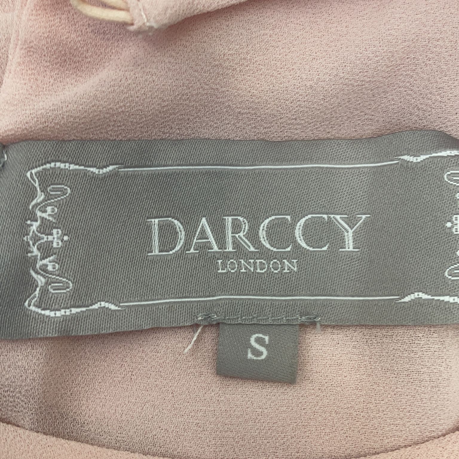 Darccy London