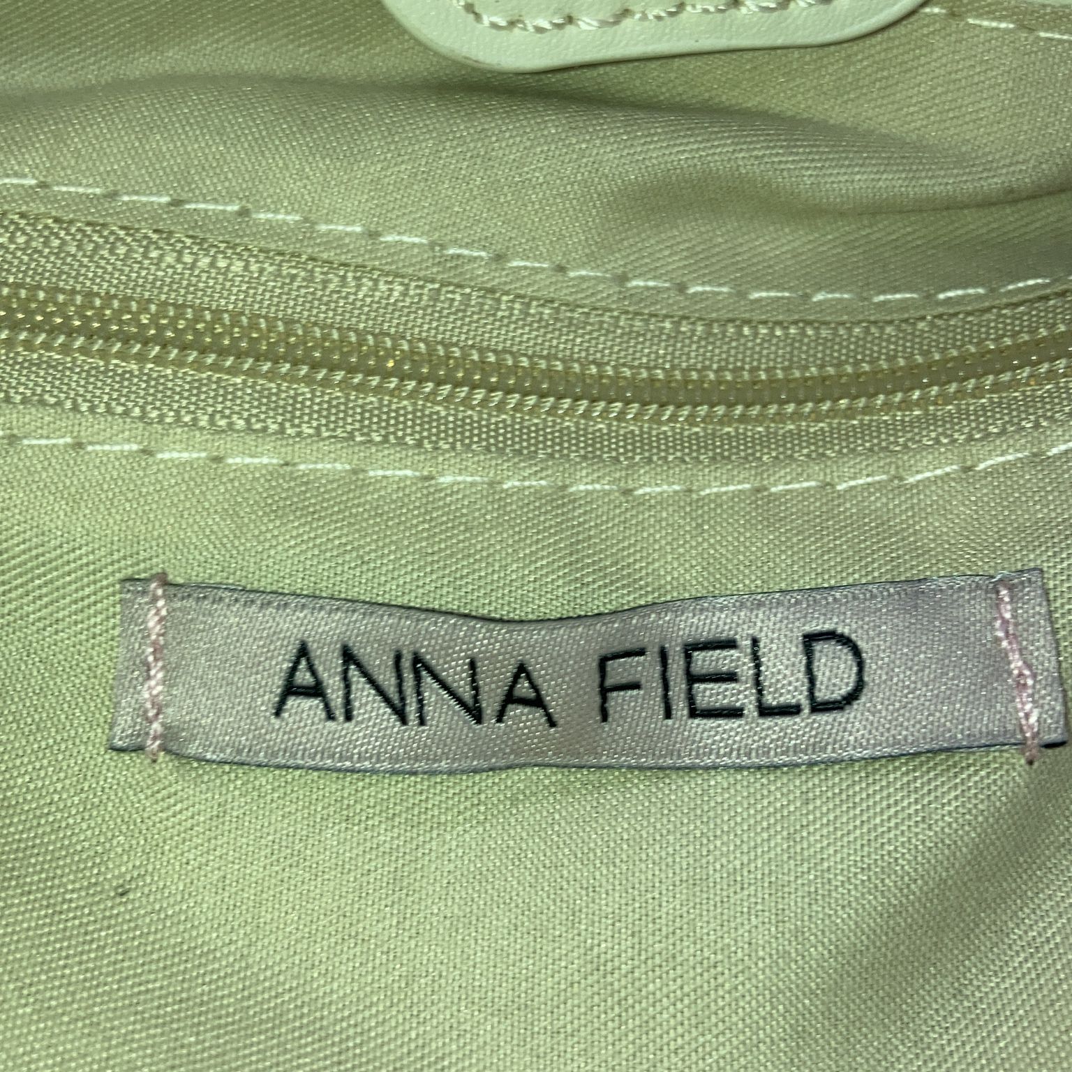 Anna Field