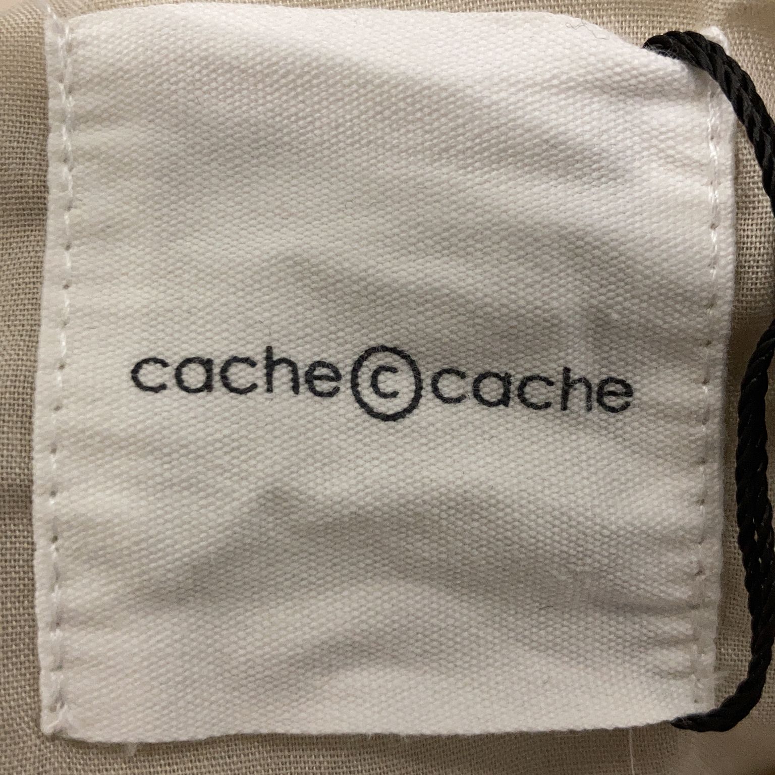 Cache Cache