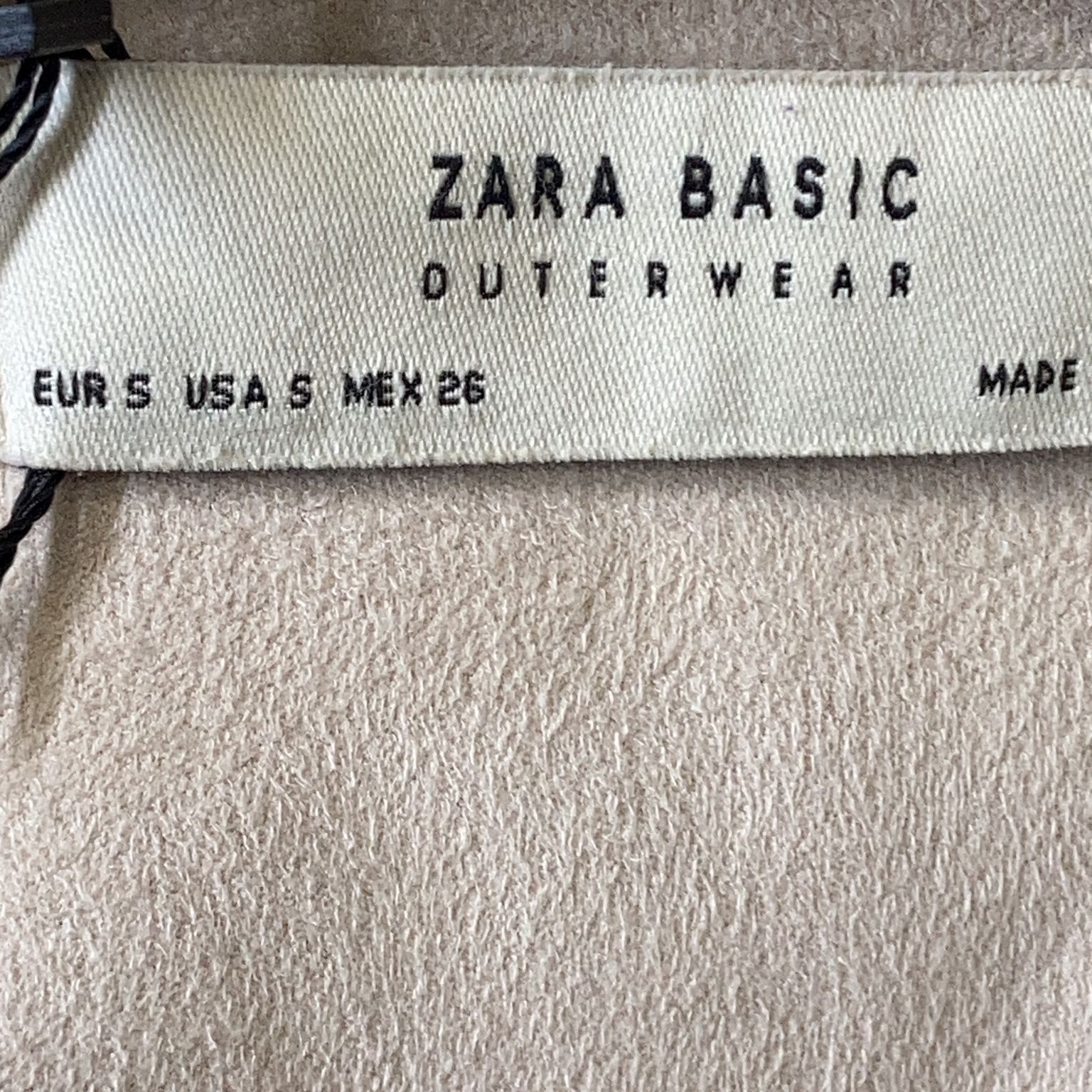 Zara Basic