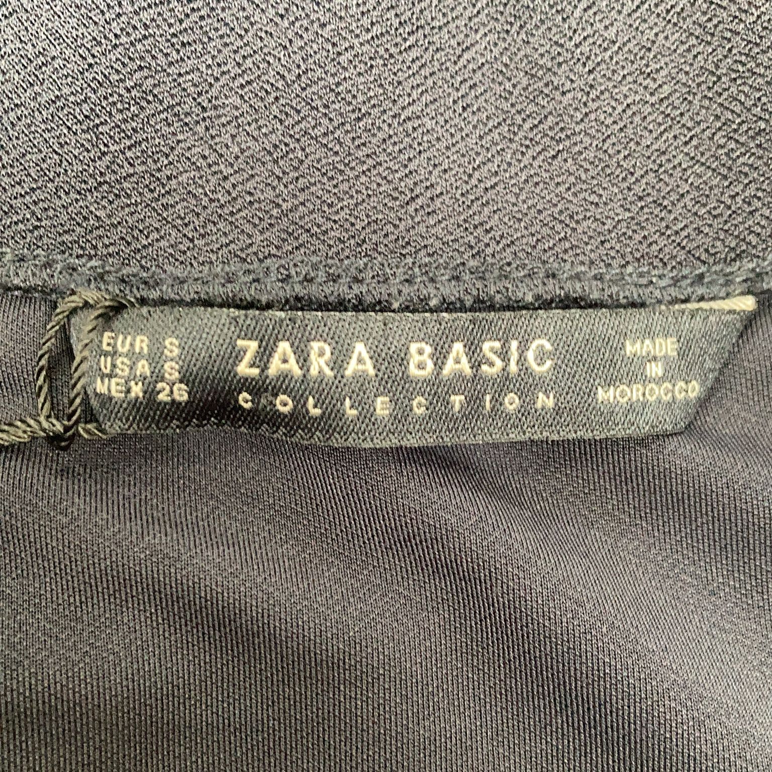 Zara Basic