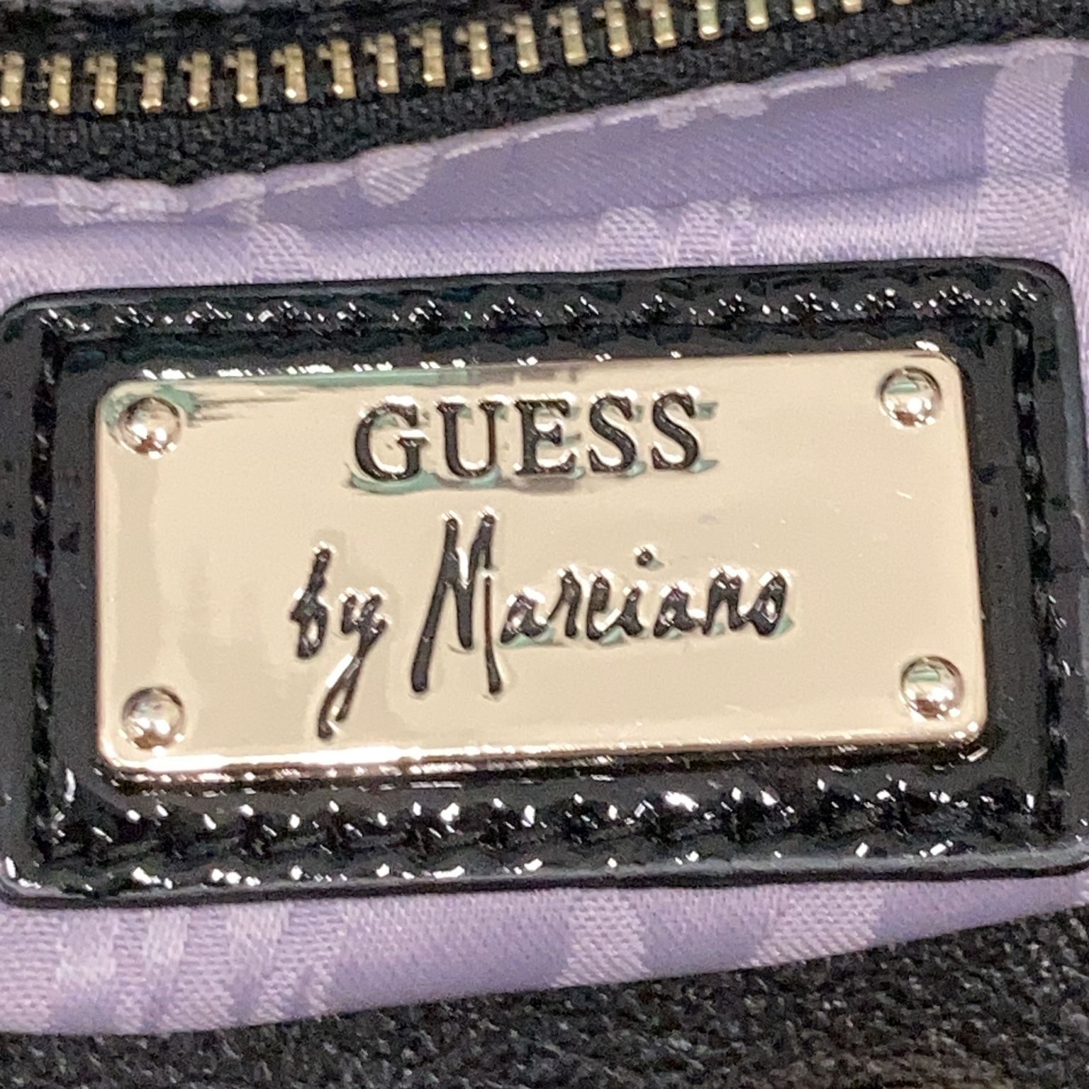 Guess by Marciano