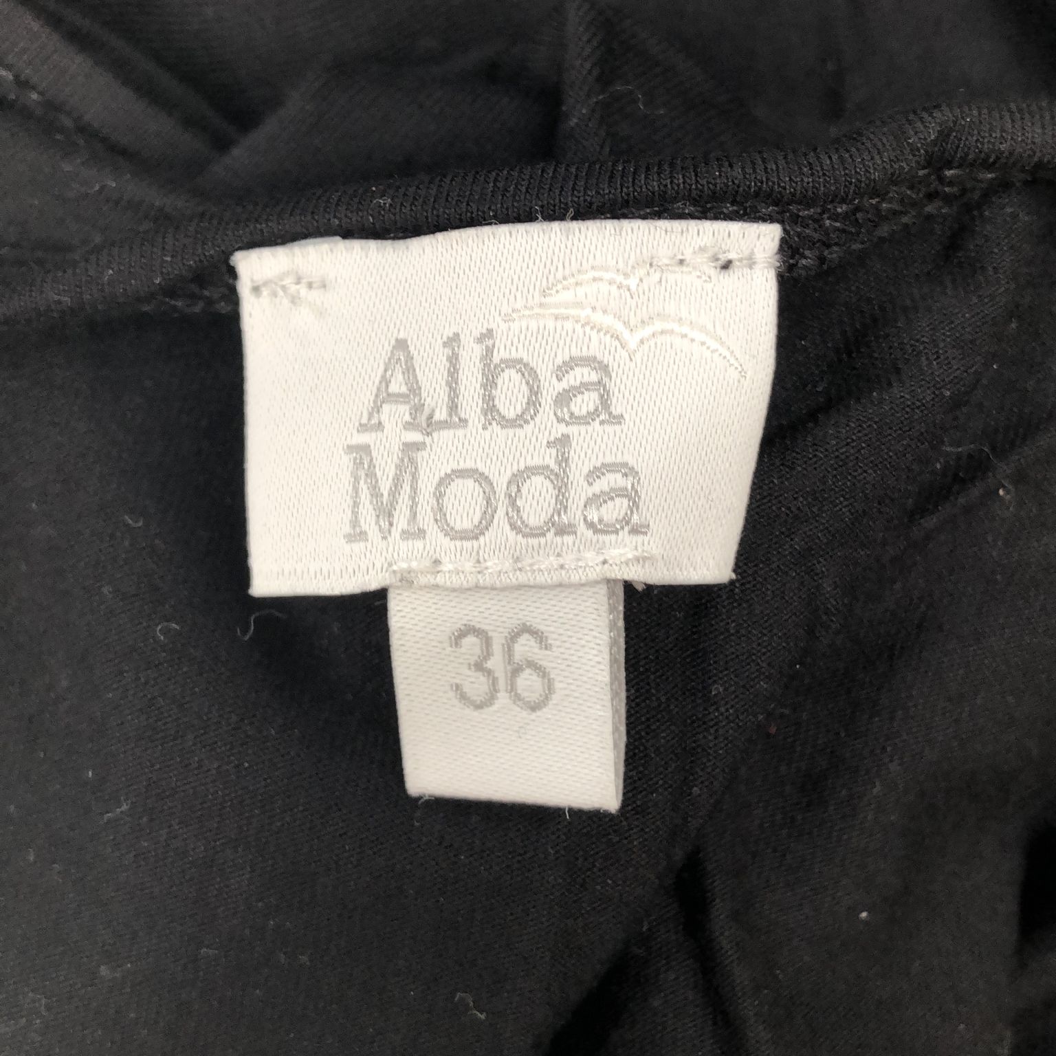 Alba Moda