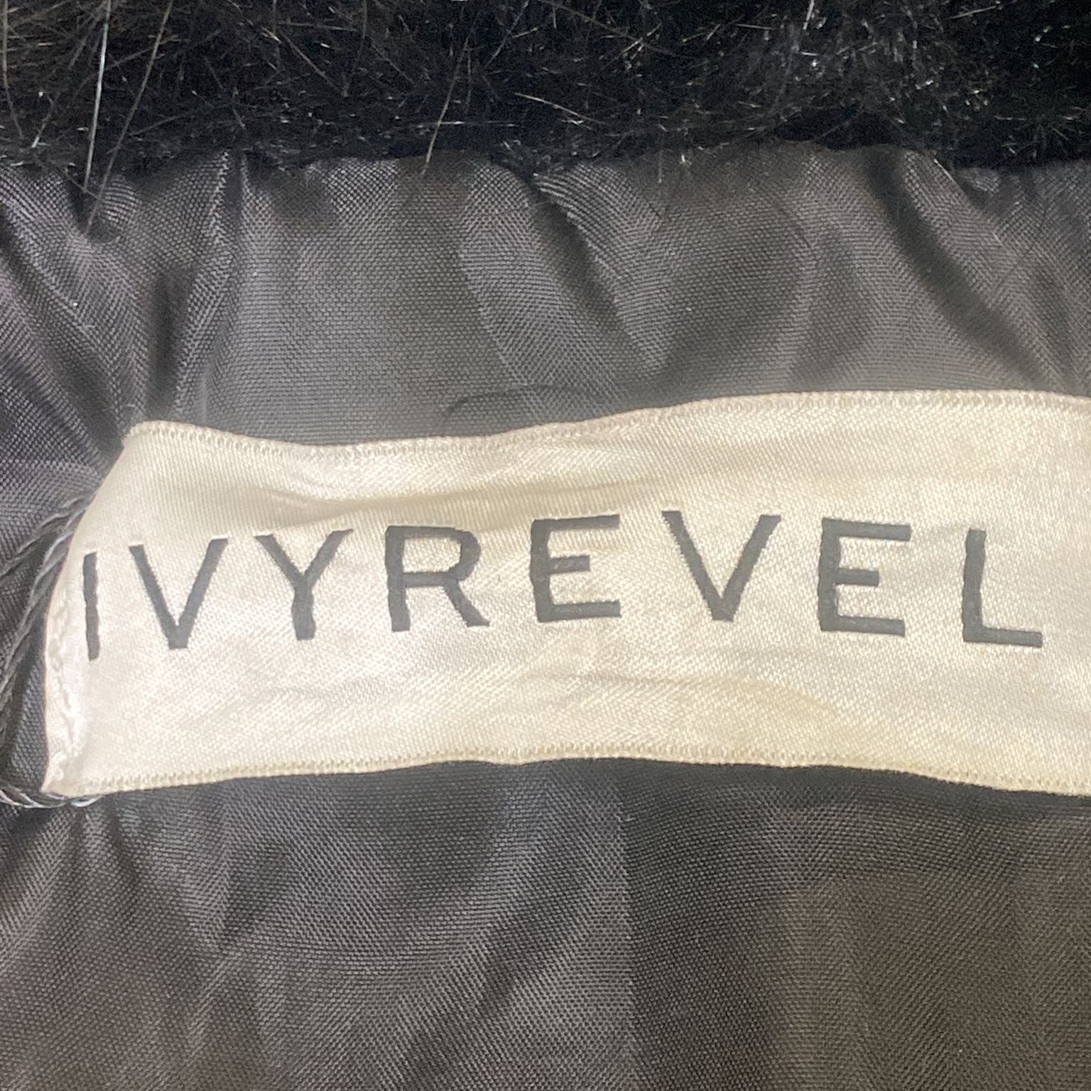 Ivyrevel