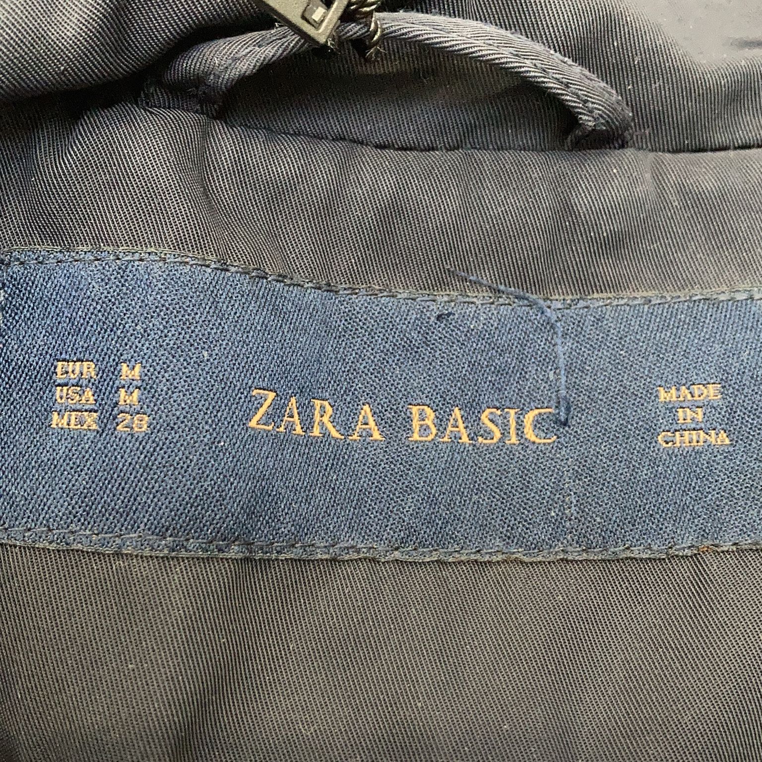 Zara Basic