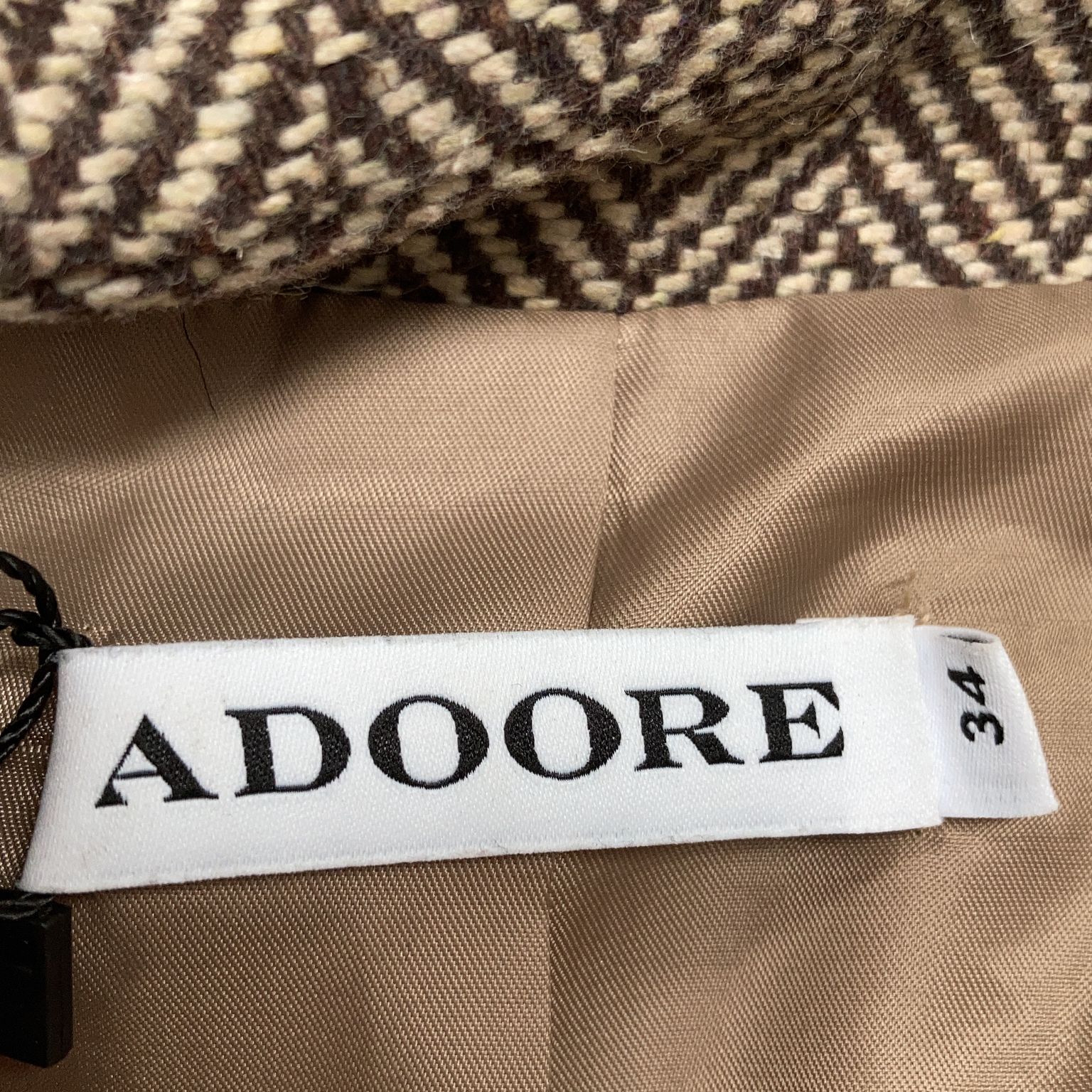 Adoore