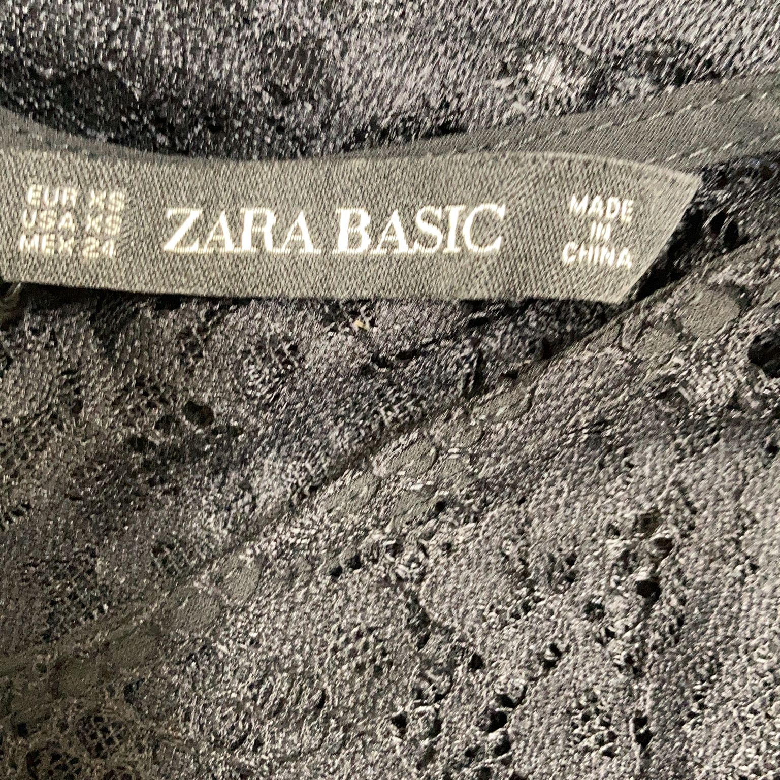 Zara Basic