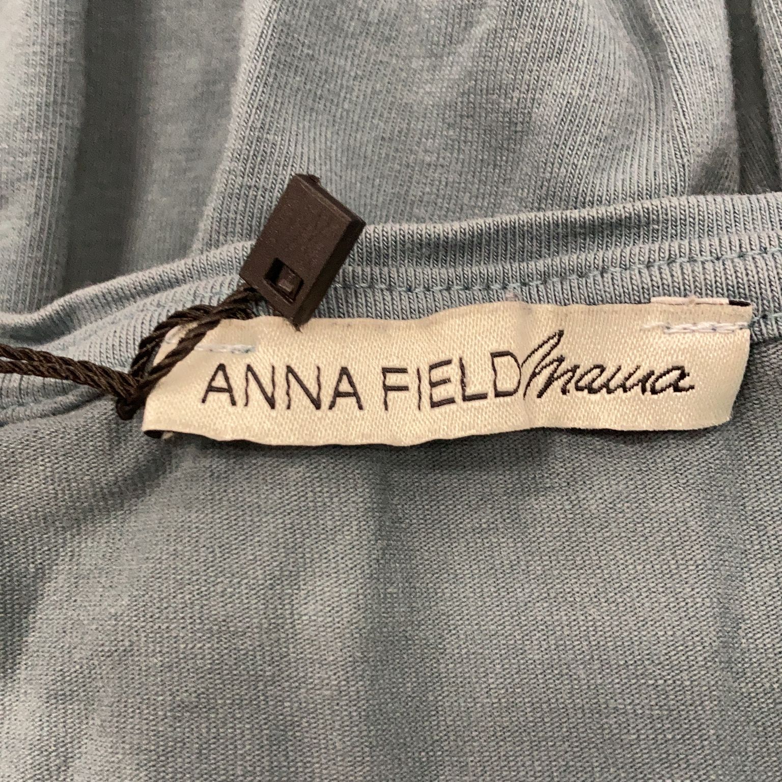 Anna Field Mama