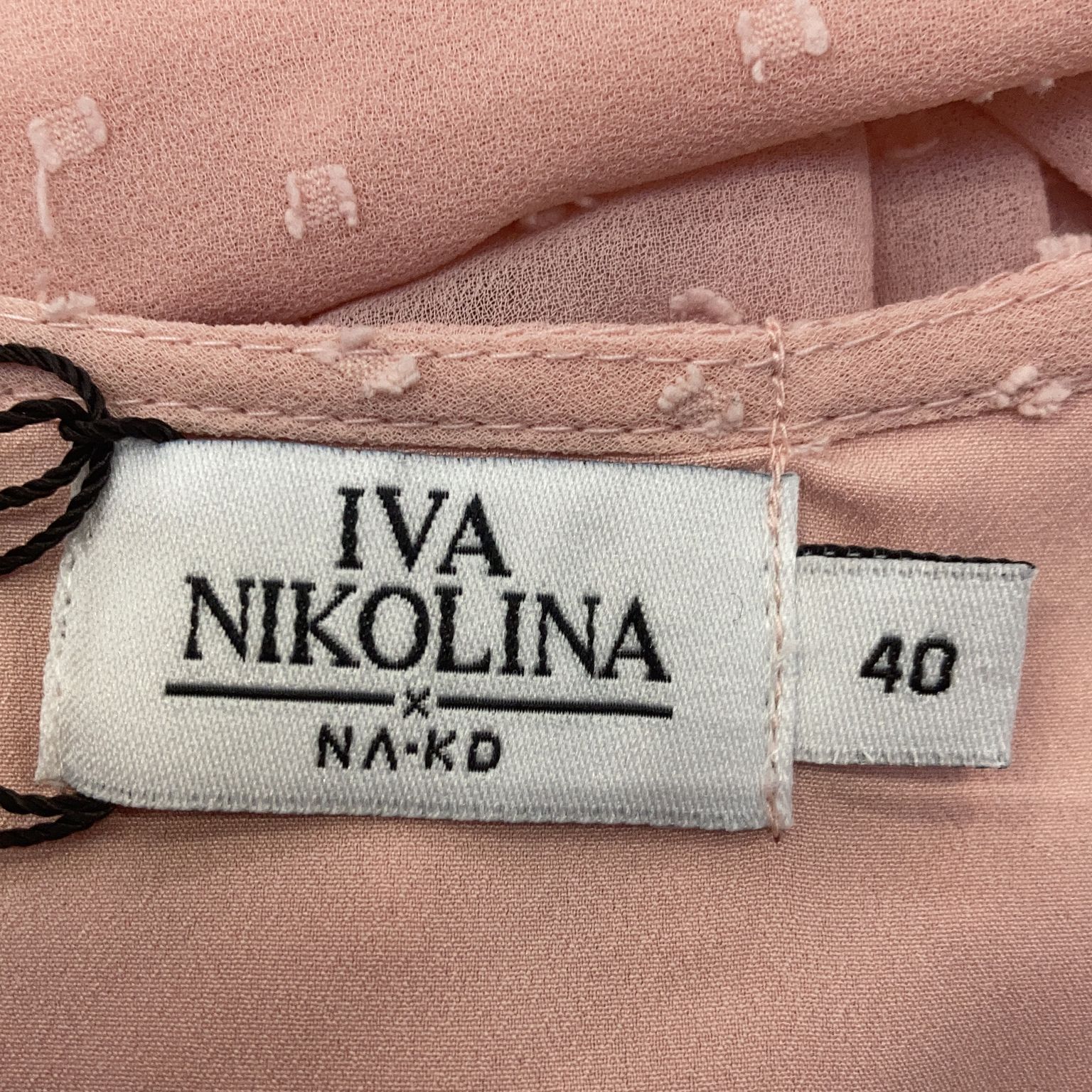 Iva Nikolina x NA-KD