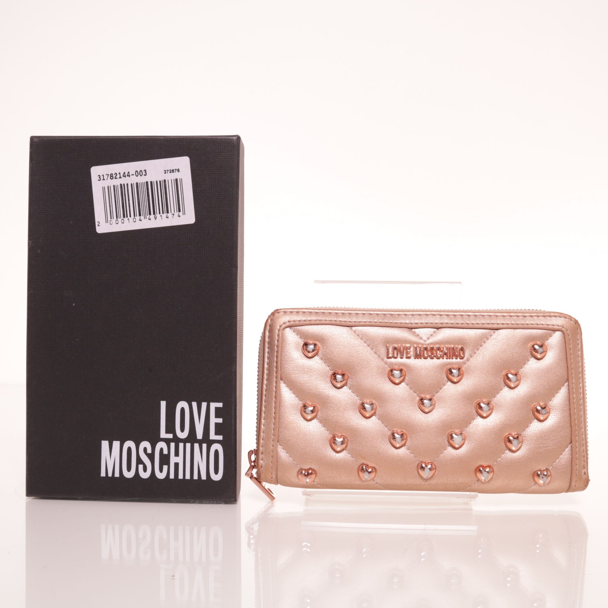 Love Moschino