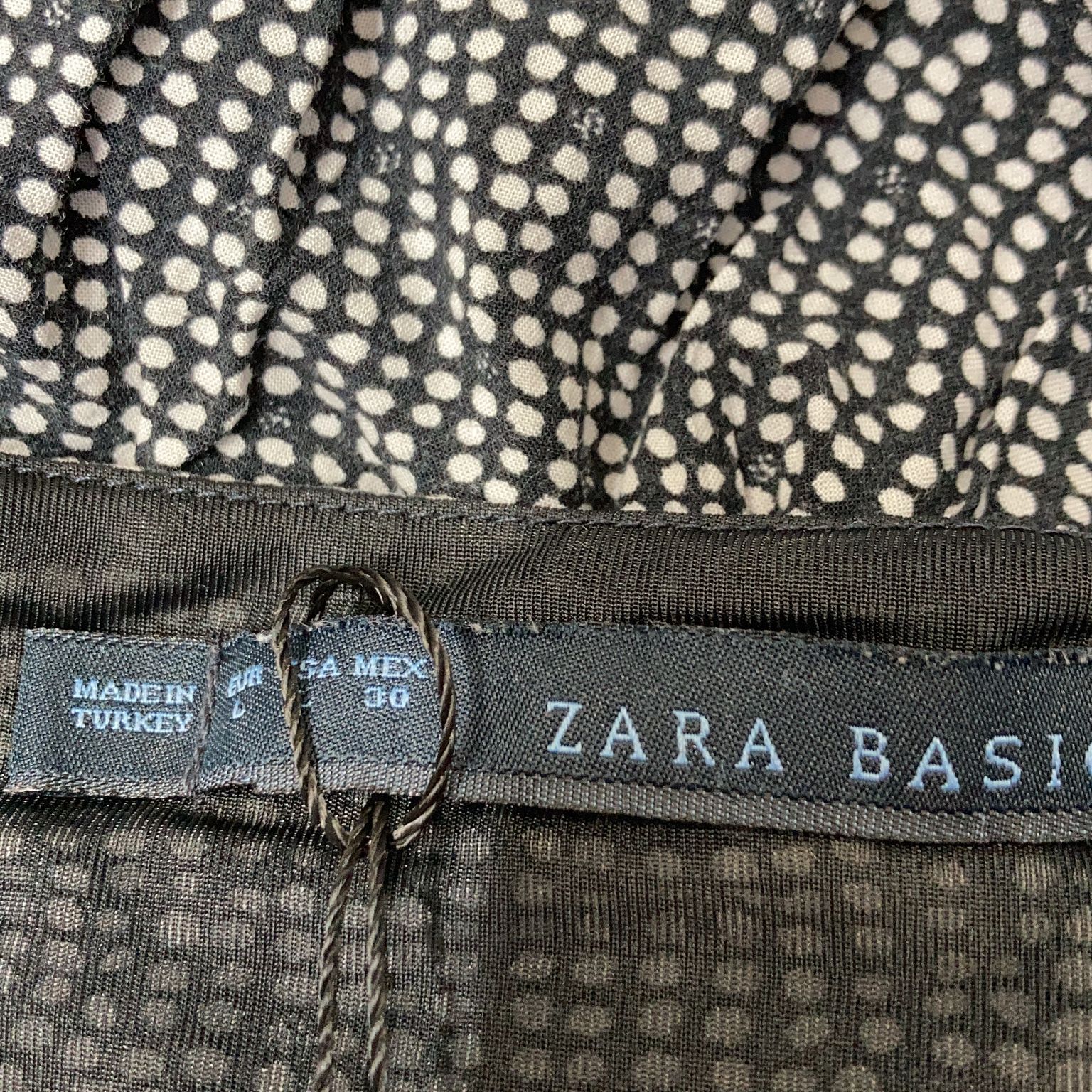 Zara Basic