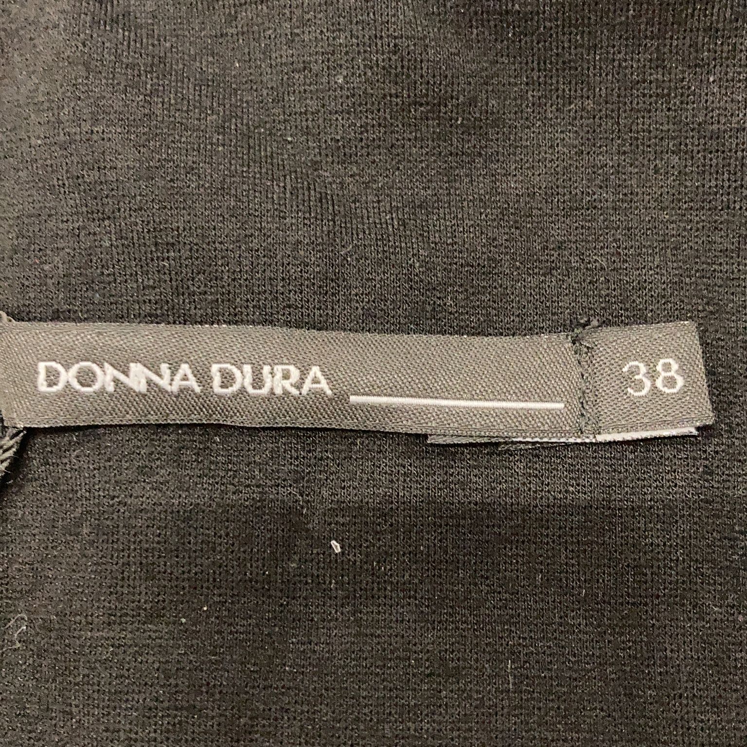 Donna Dura