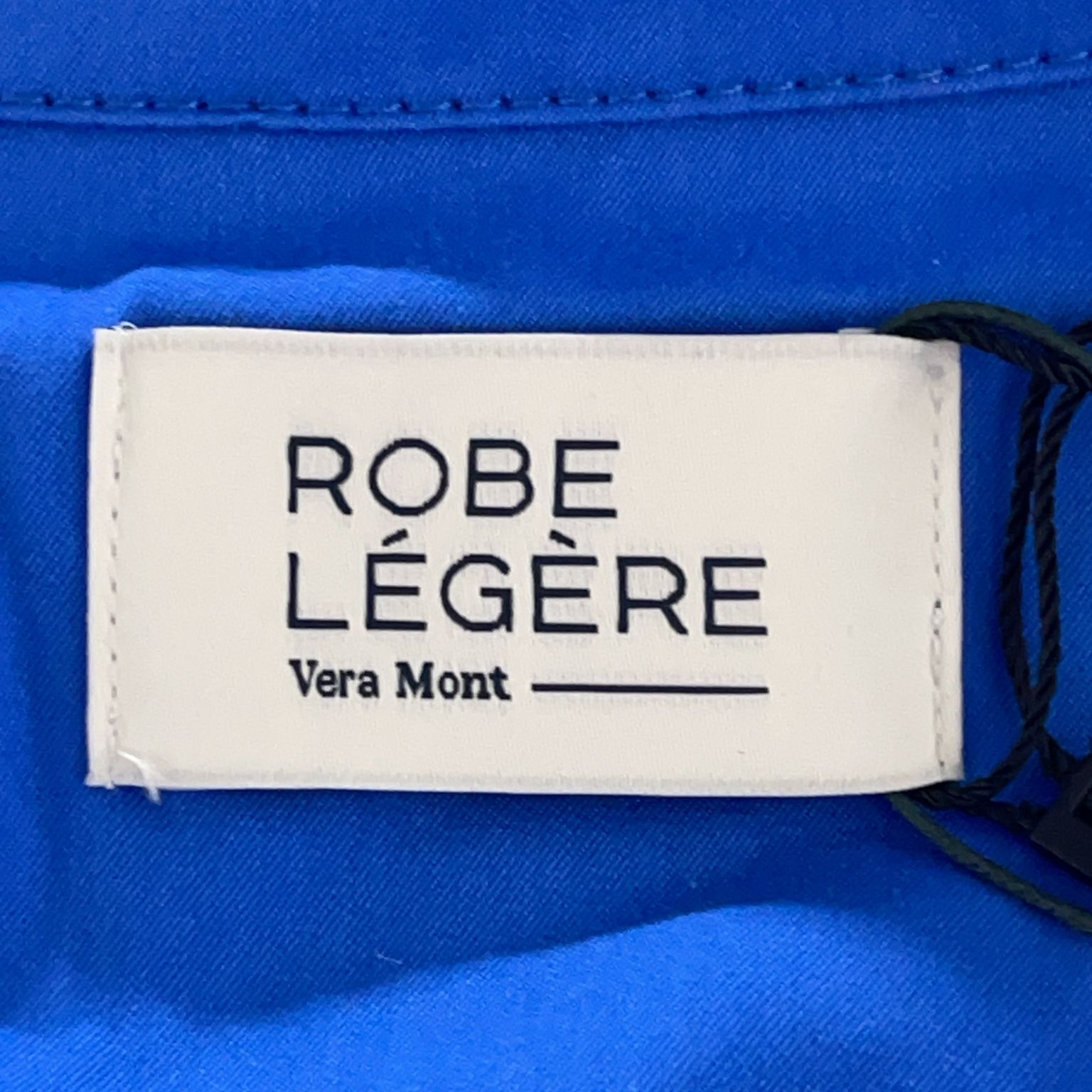 Robe Légère by Vera Mont