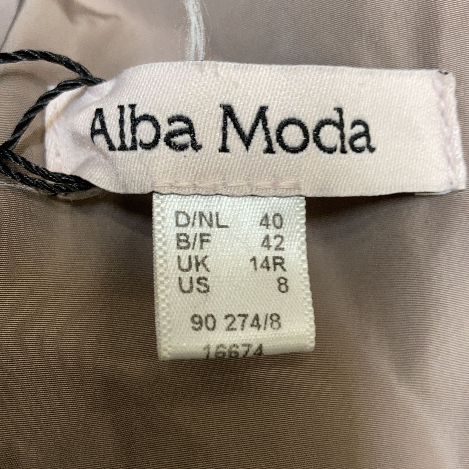 Alba Moda