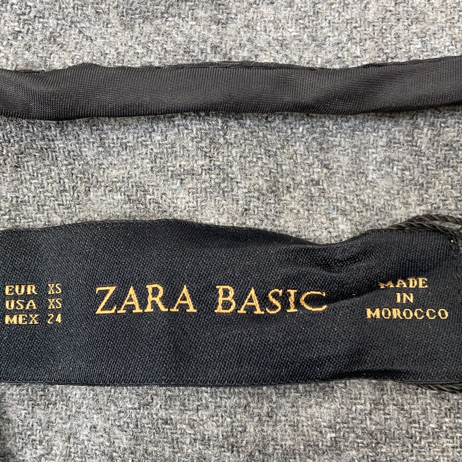 Zara Basic