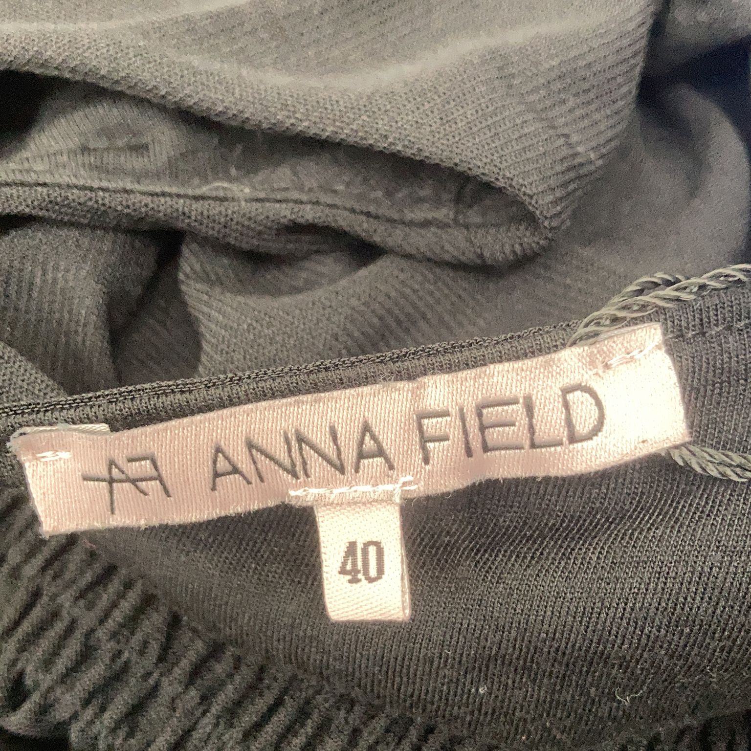 Anna Field