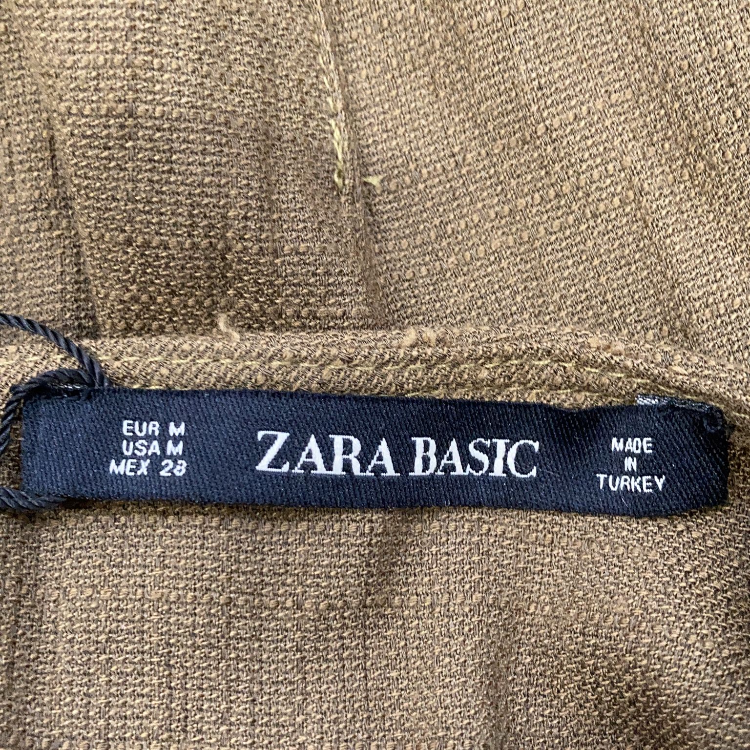 Zara Basic