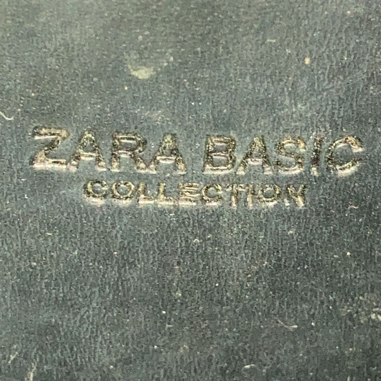 Zara Basic