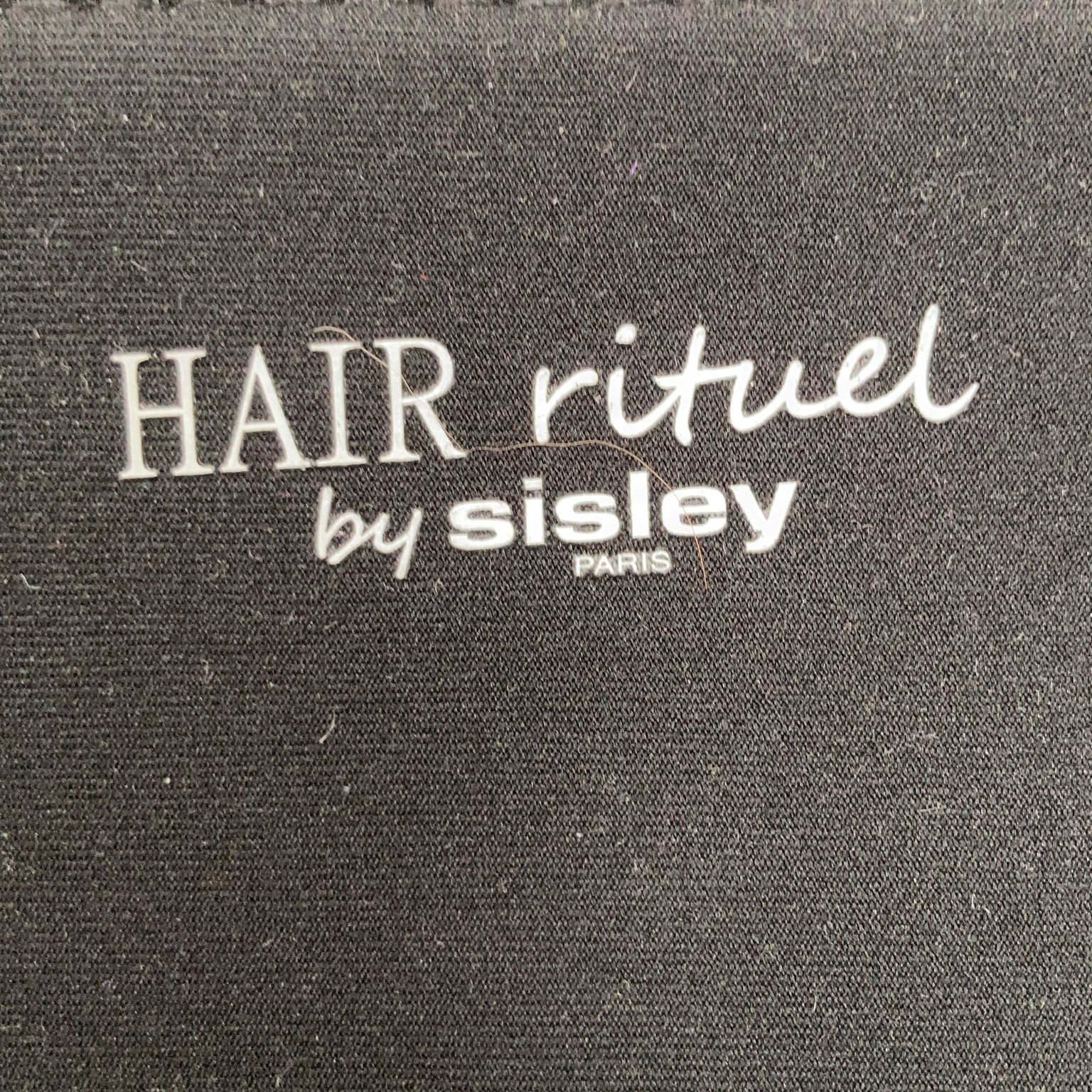 L/Uniform x Hair Rituel by Sisley