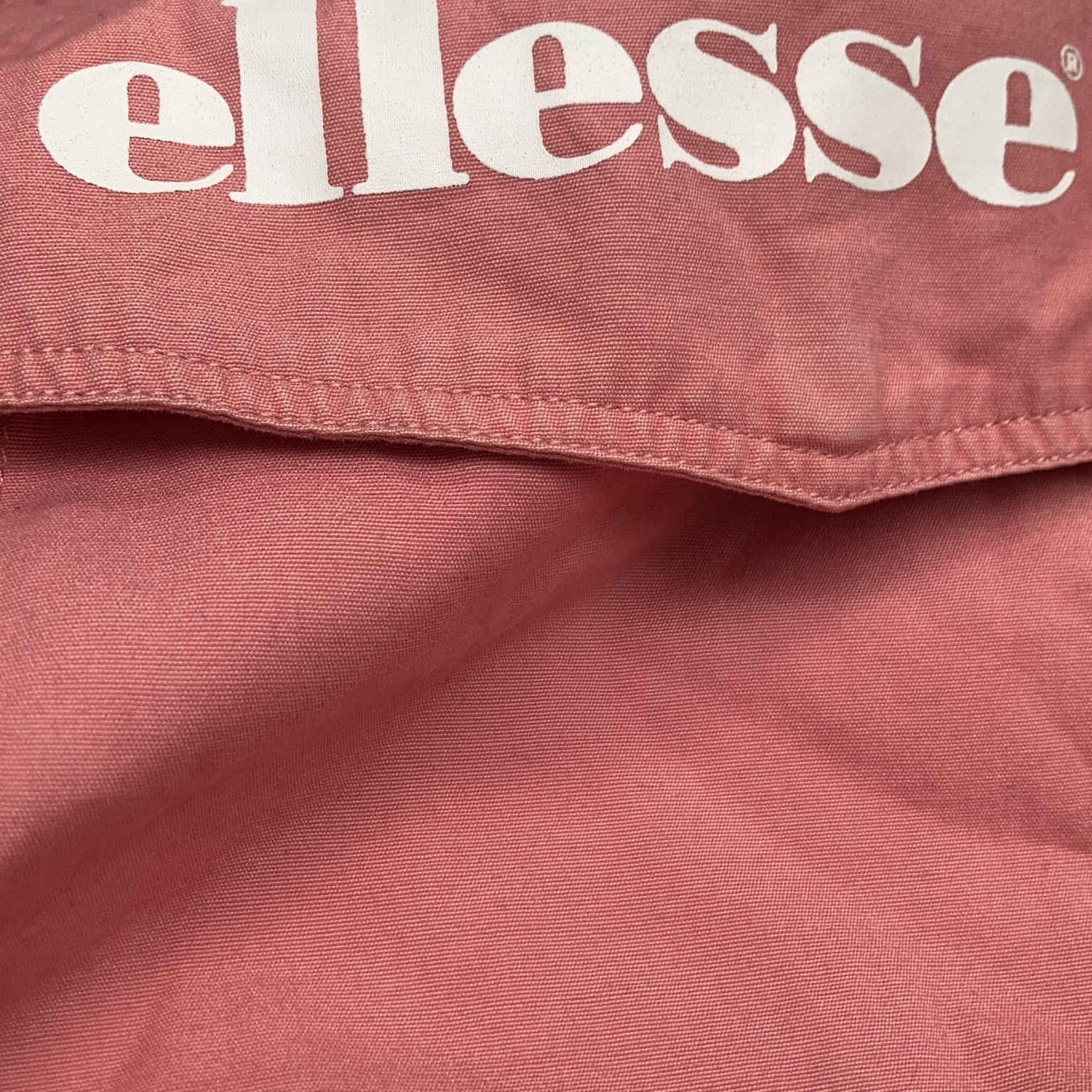 Ellesse