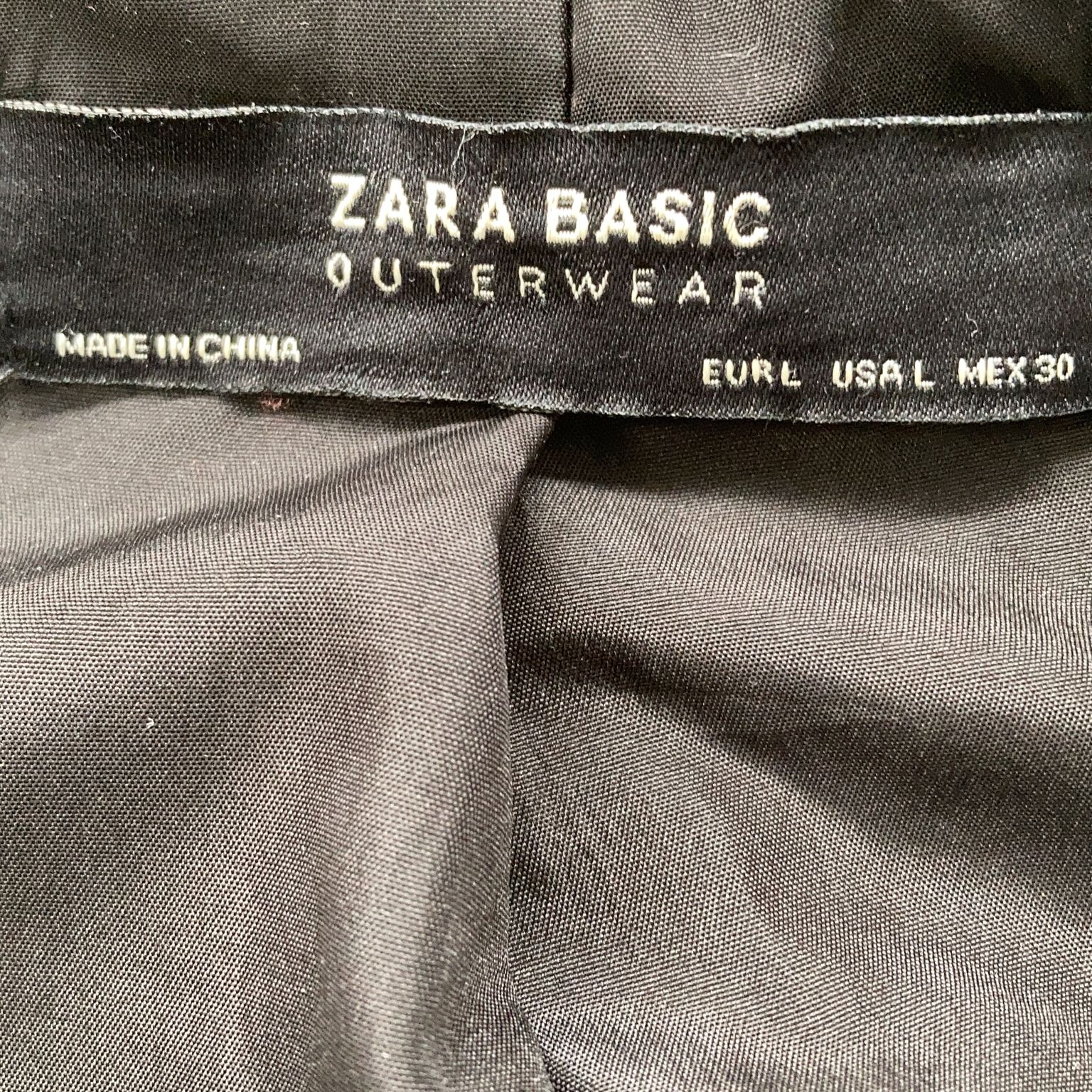 Zara Basic