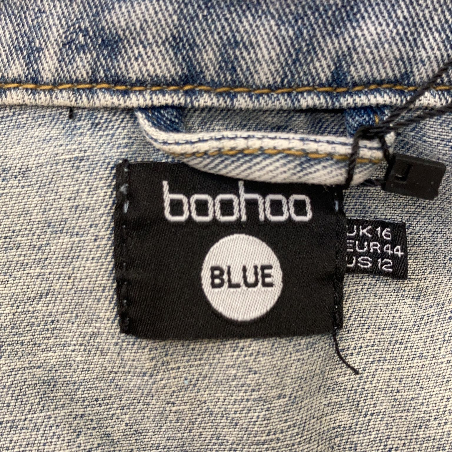 Boohoo Blue