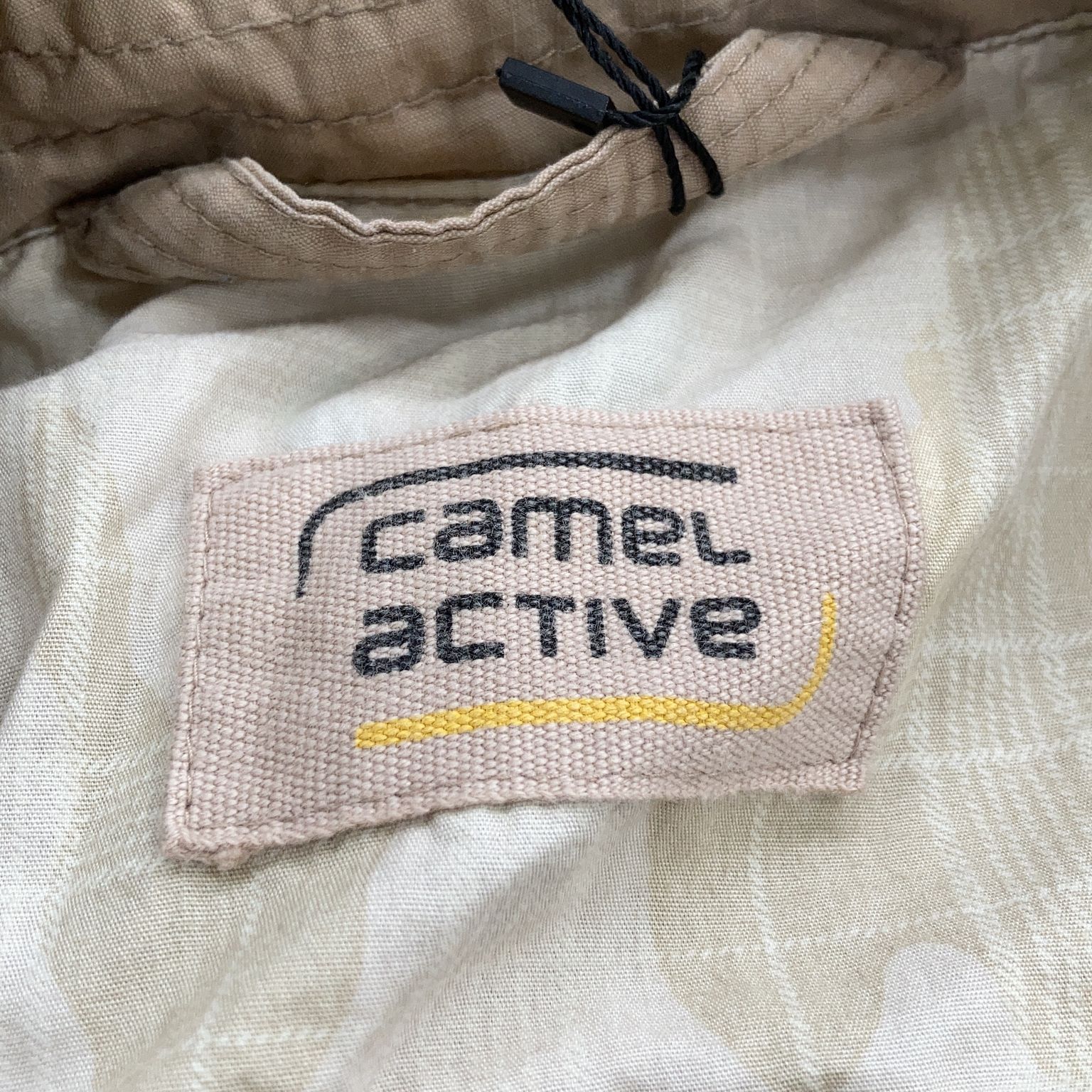 Camel Active