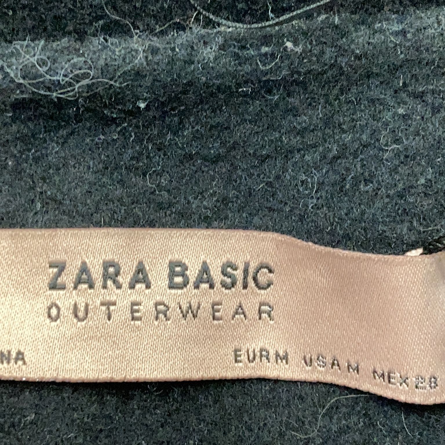 Zara Basic