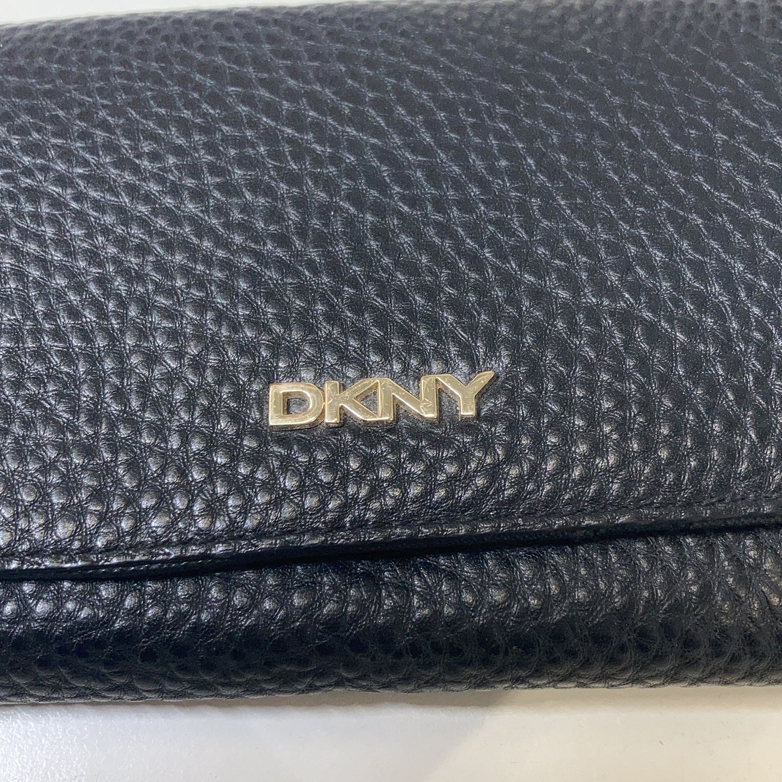 DKNY