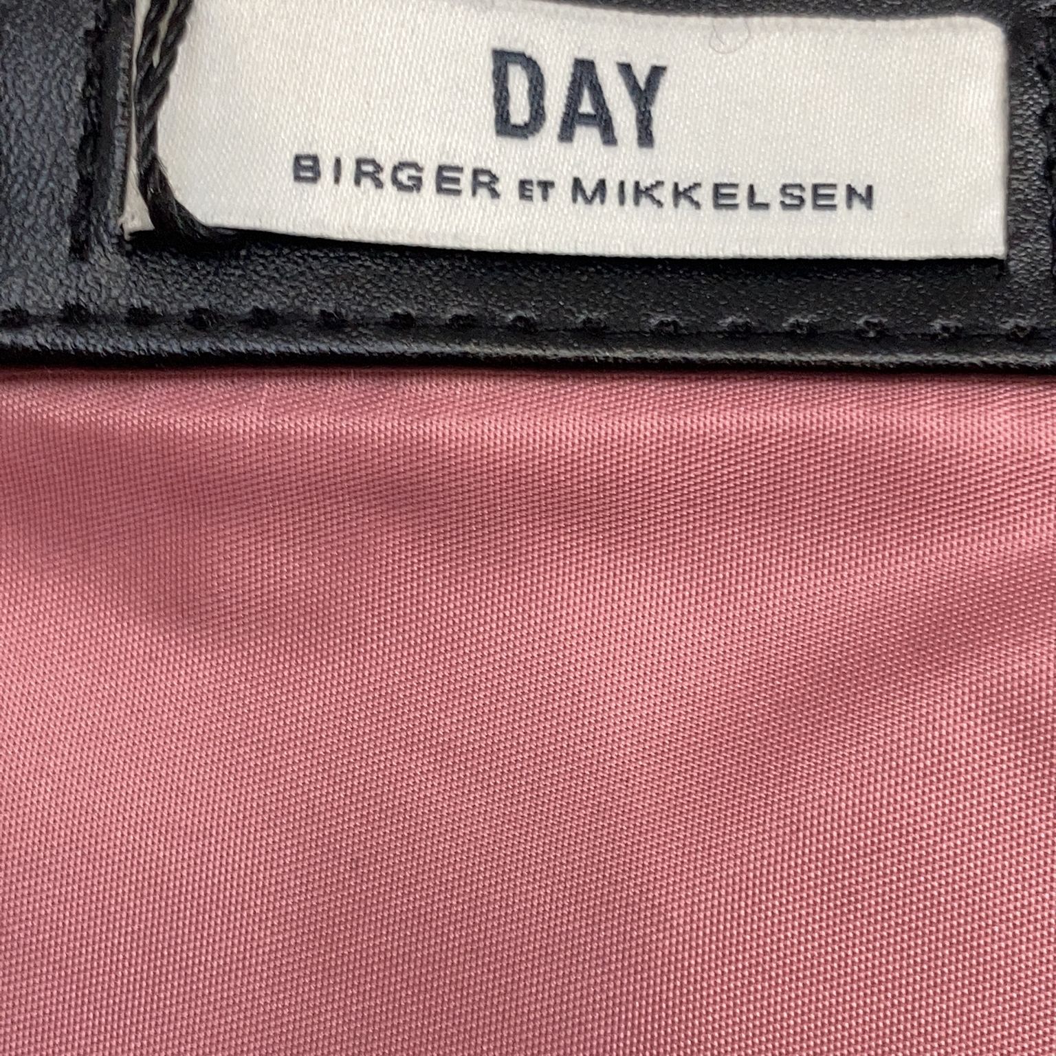 DAY Birger et Mikkelsen