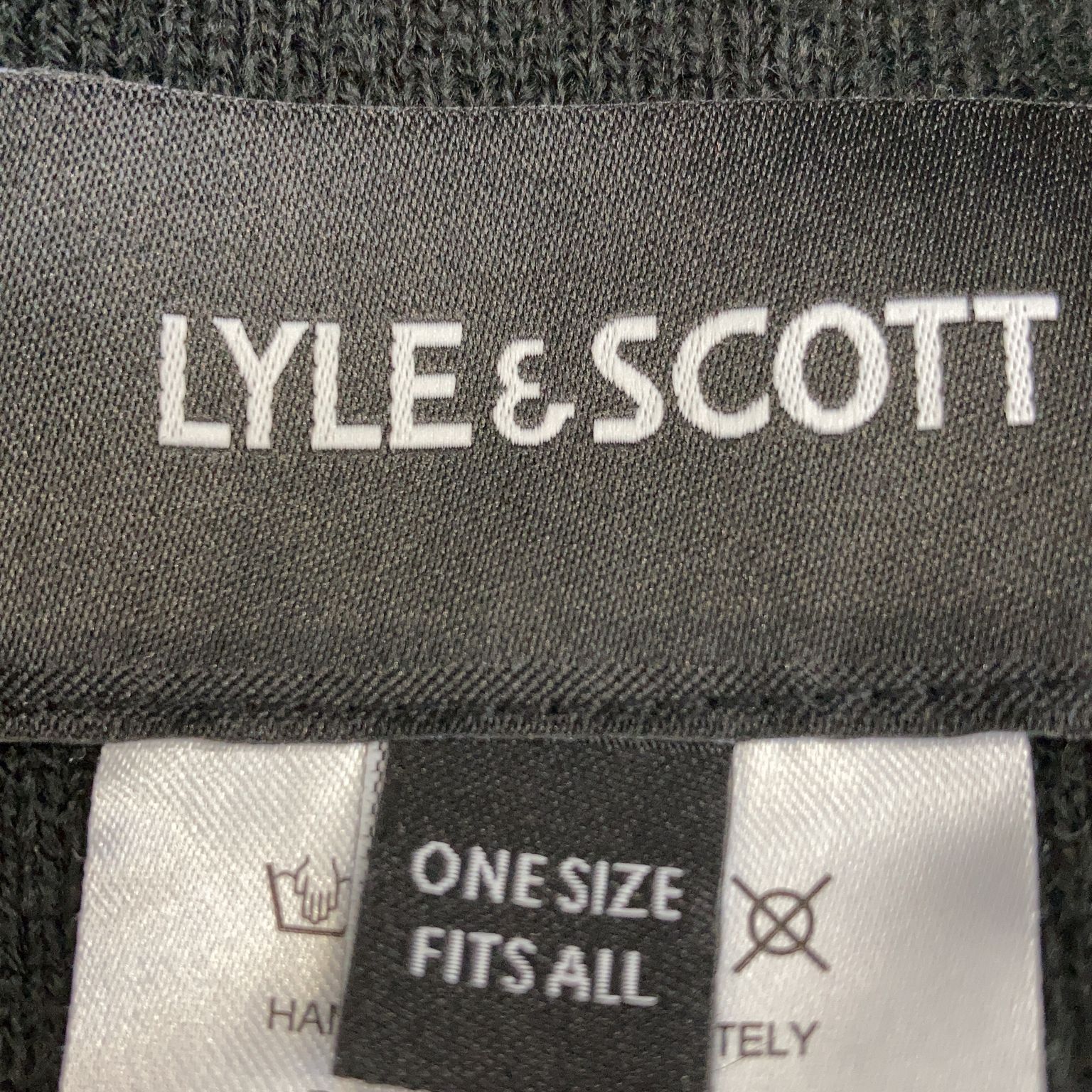 Lyle  Scott