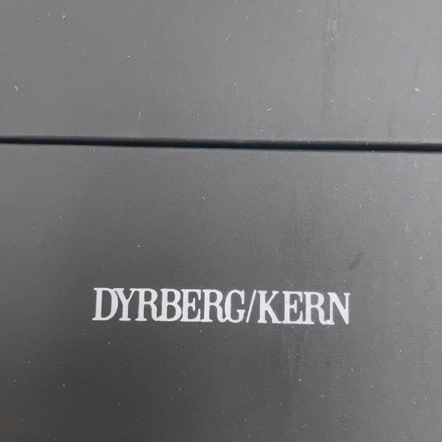 Dyrberg/Kern