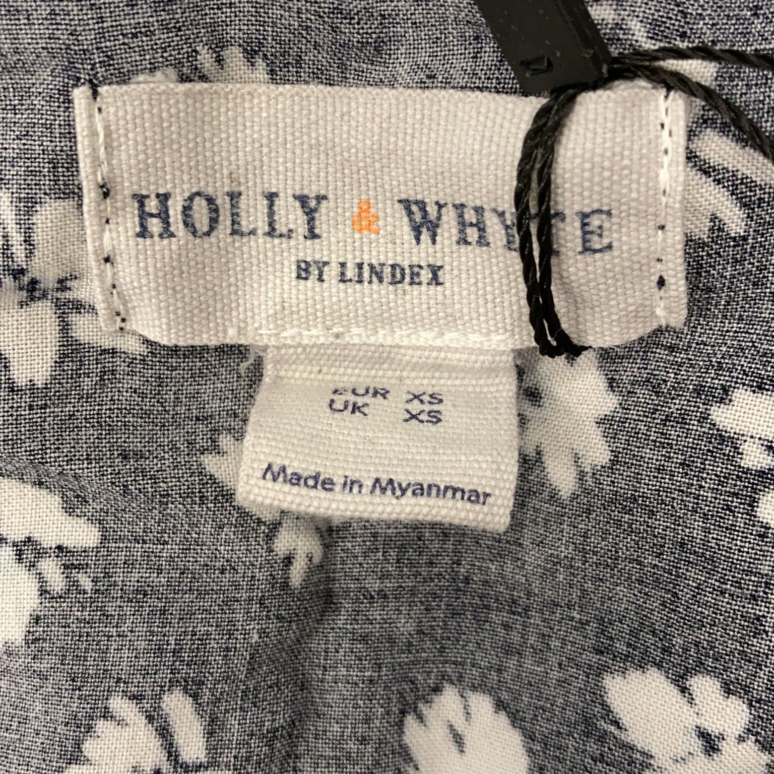 Holly  Whyte by Lindex