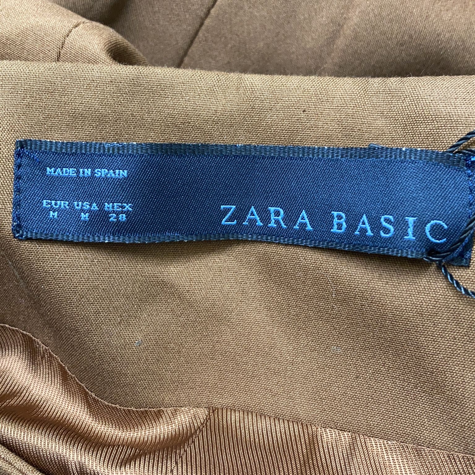 Zara Basic