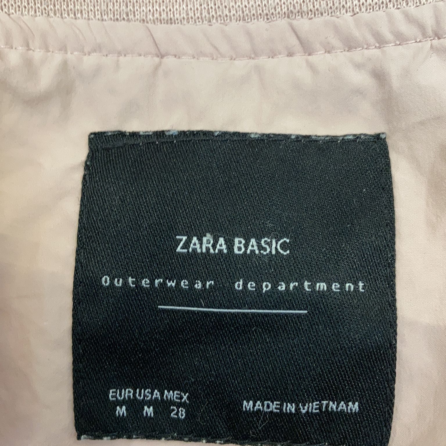 Zara Basic